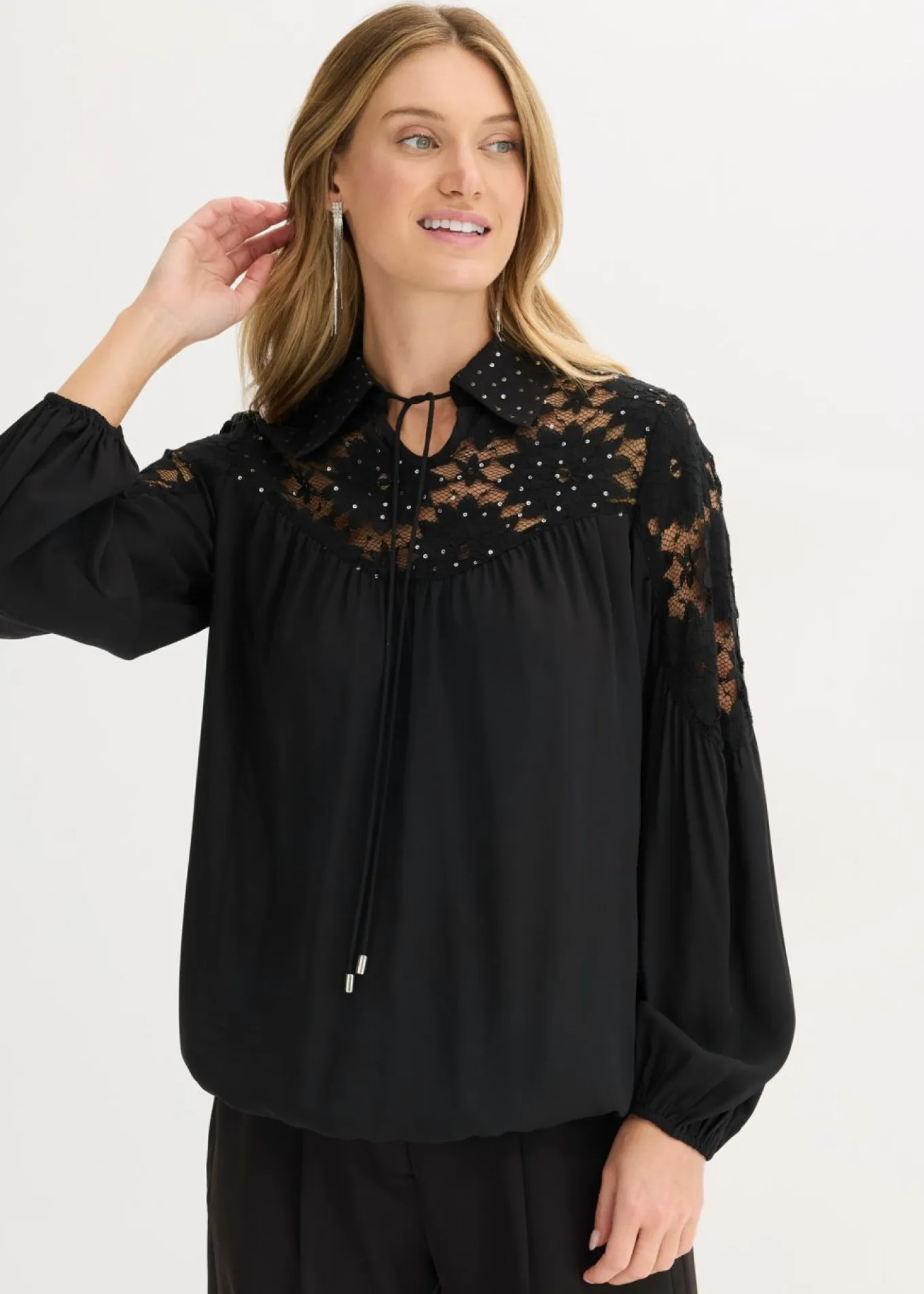 Blusa con encaje