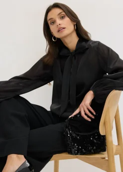 Blusa con lazo