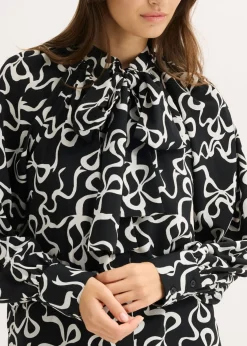 Blusa con lazo