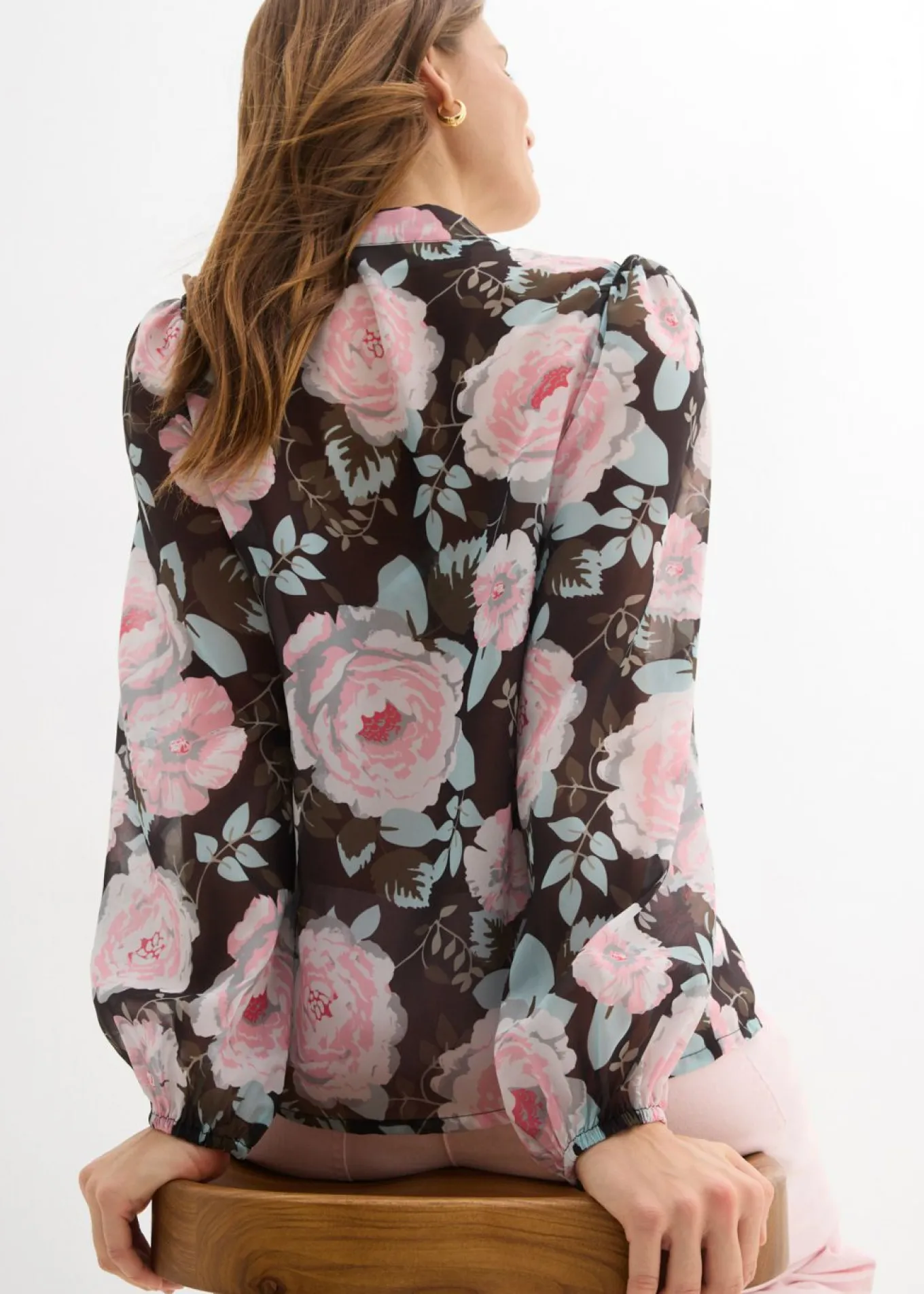 Blusa con lazo