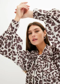 Blusa con lazo