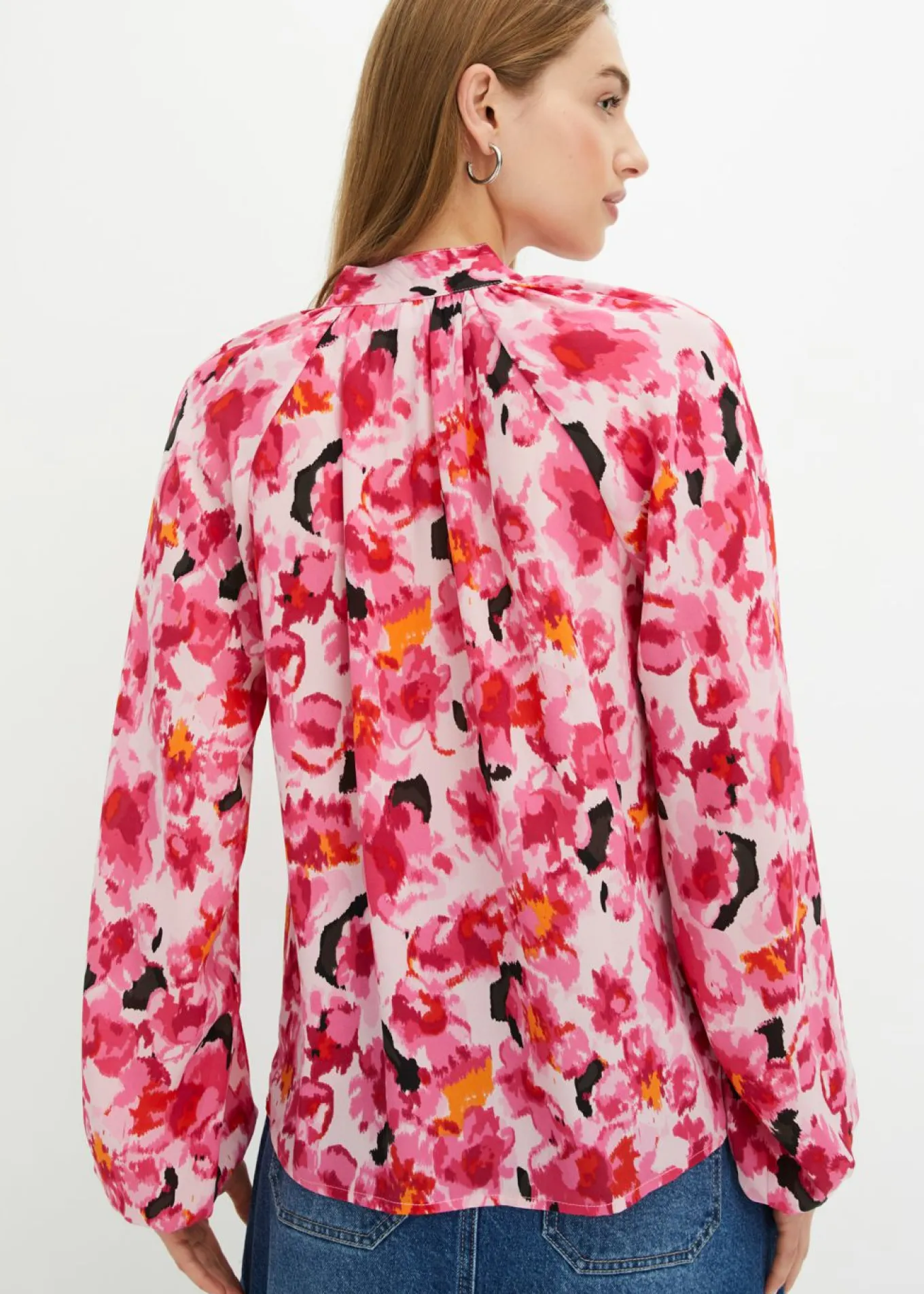 Blusa con lazo de gasa
