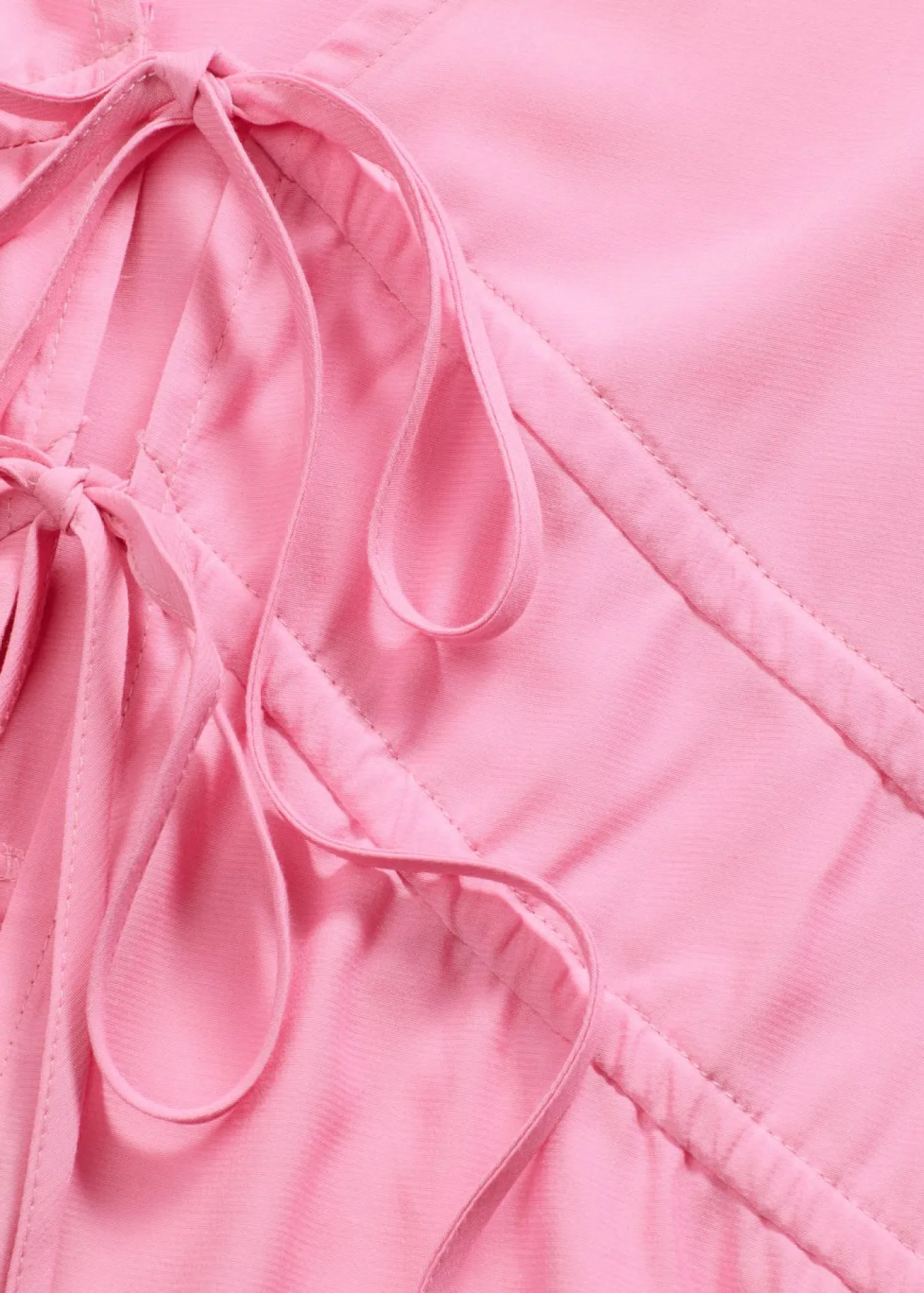 Blusa con lazos
