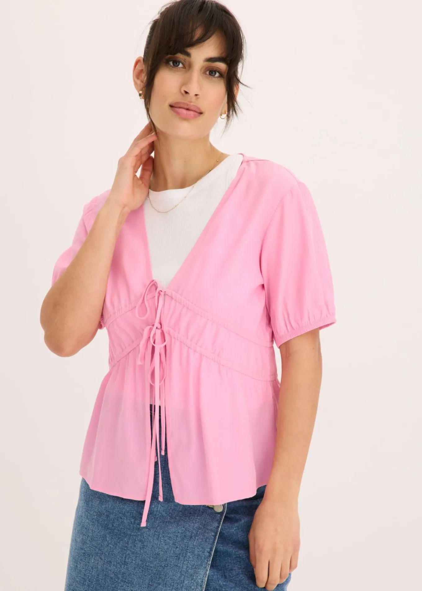 Blusa con lazos
