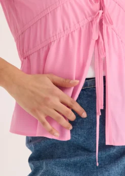 Blusa con lazos