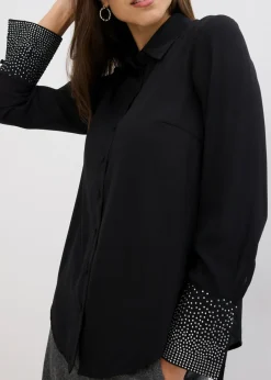 Blusa con piedras brillantes