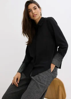 Blusa con piedras brillantes