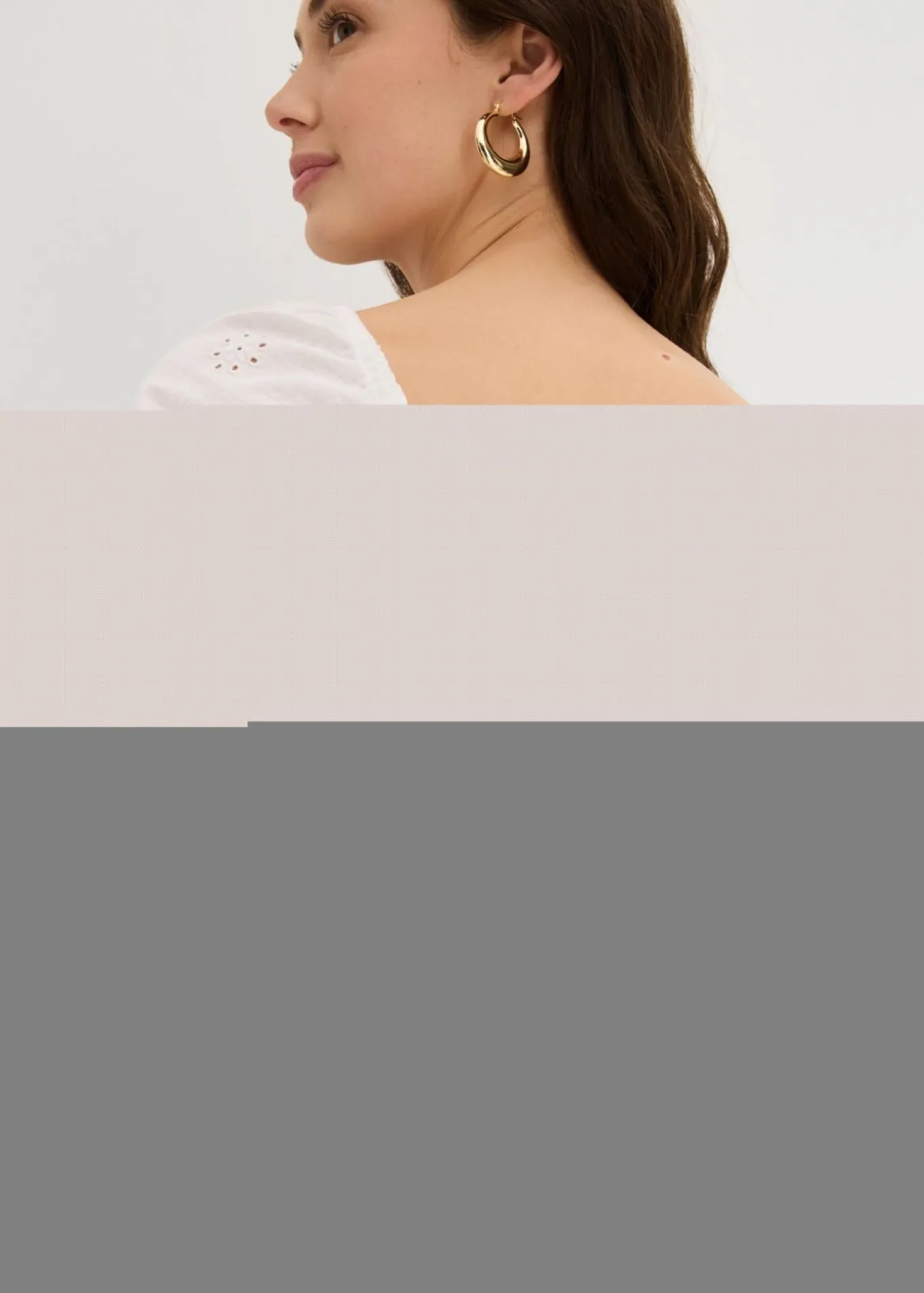Blusa de algodón puro con bordado calado
