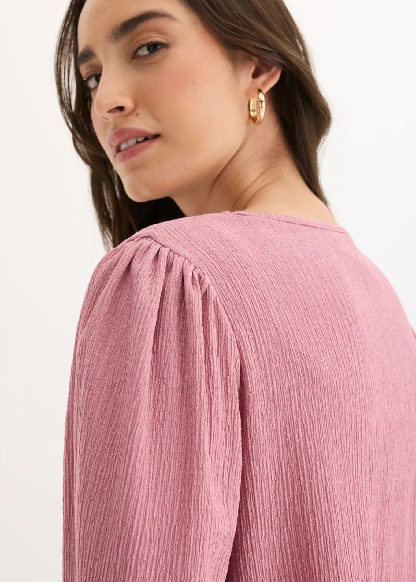 Blusa de crepé estructurado