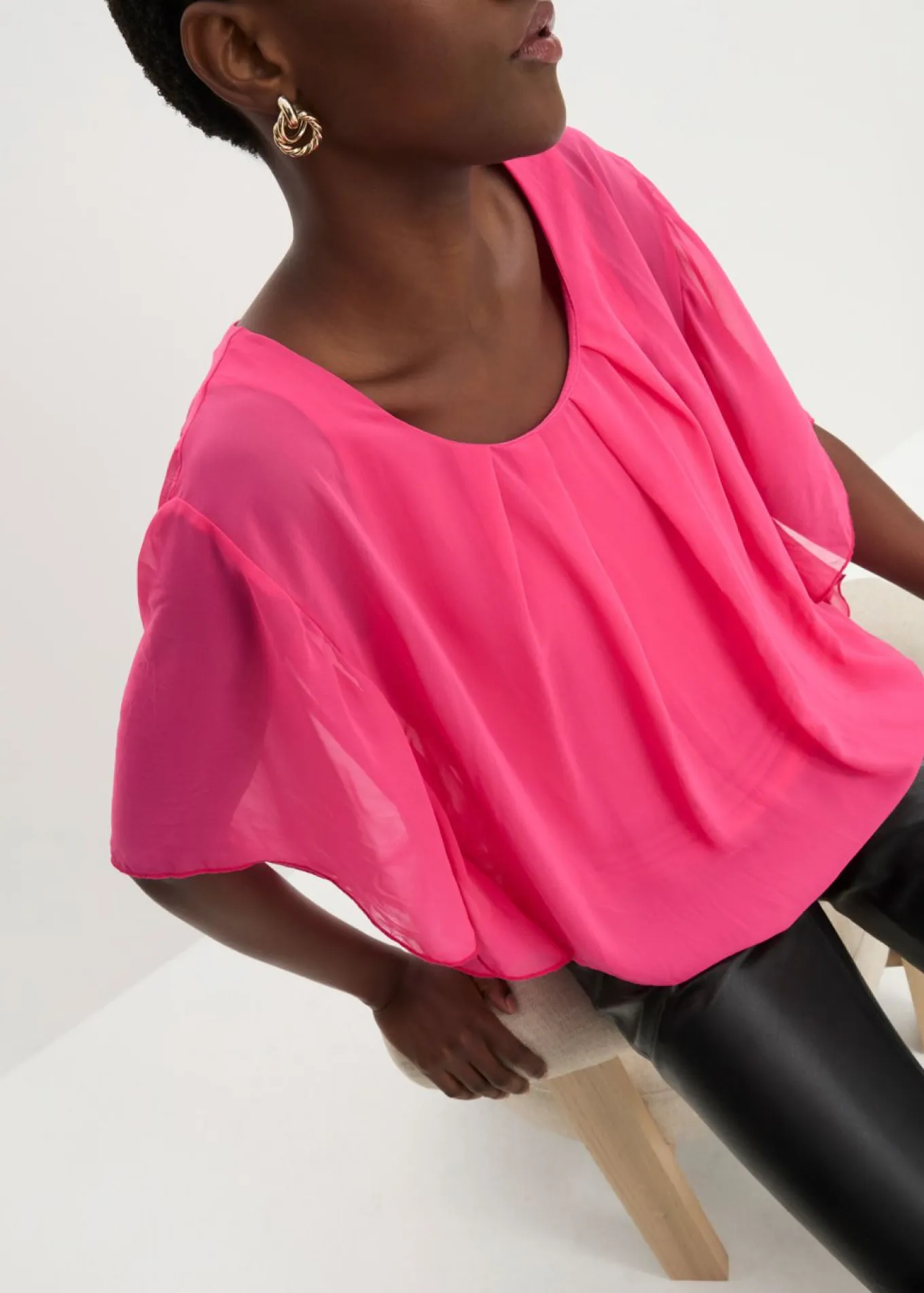 Blusa de gasa con camiseta interior
