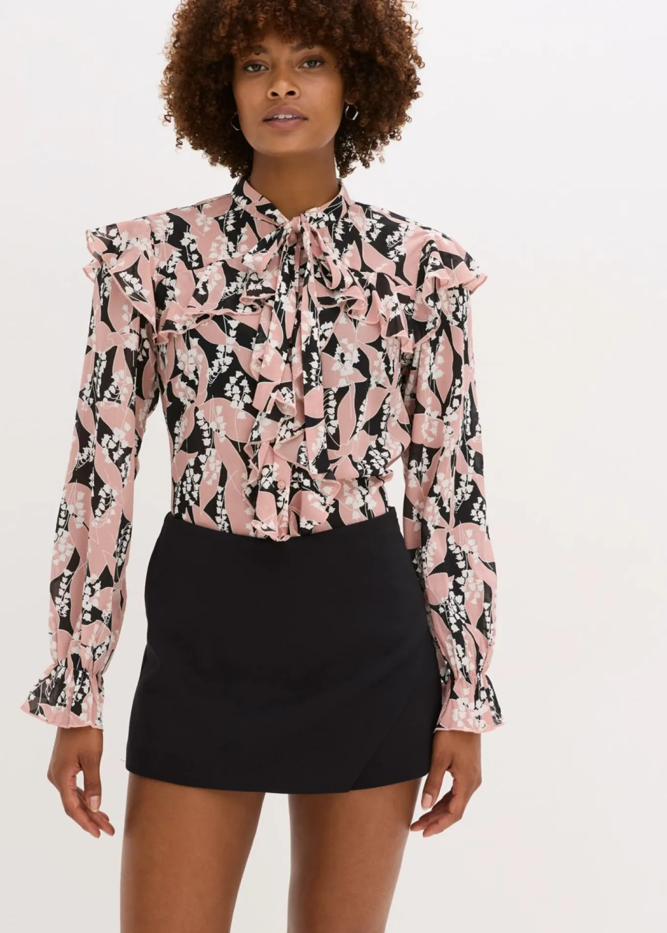 Blusa de gasa con volantes