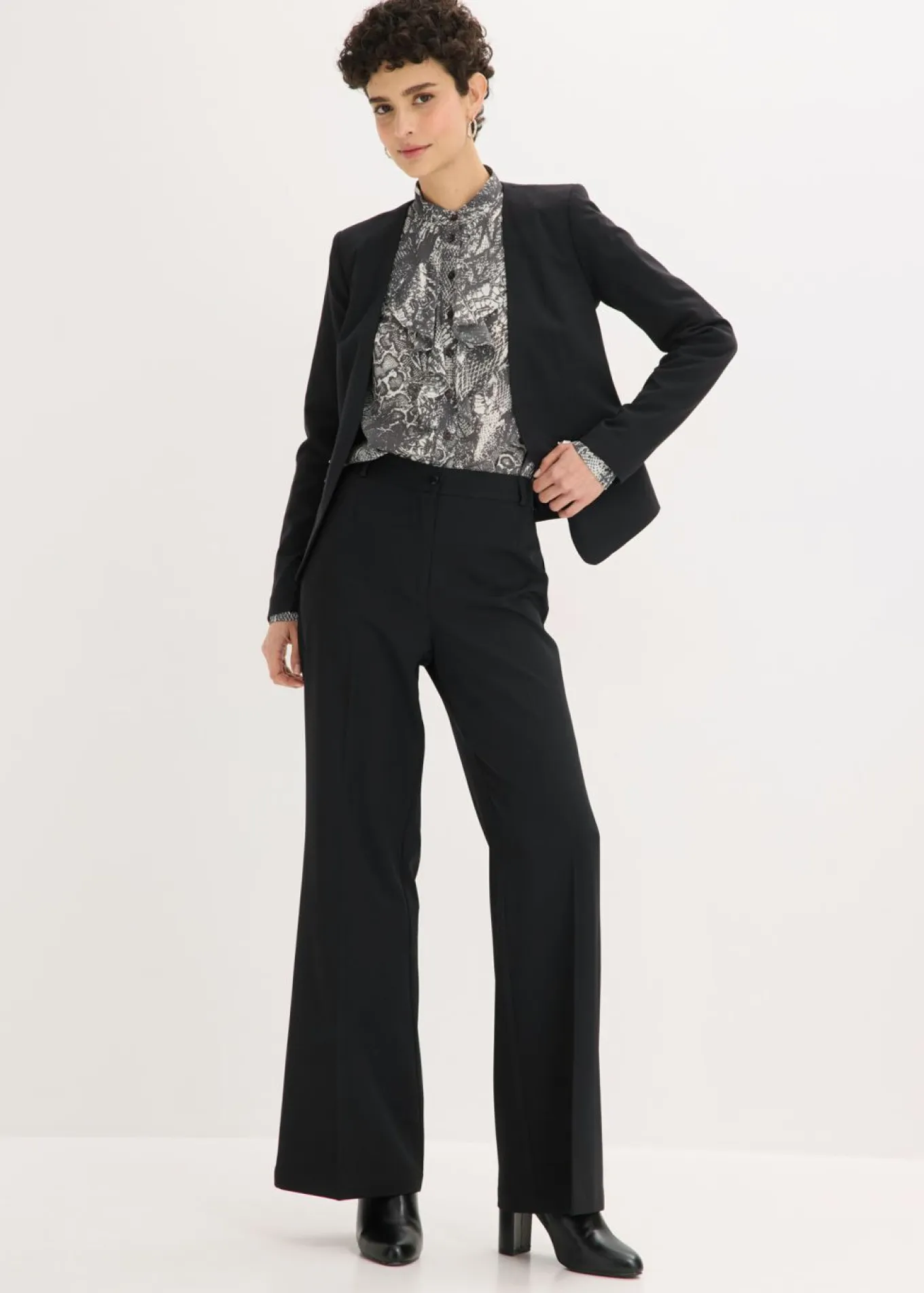 Blusa de gasa con volantes