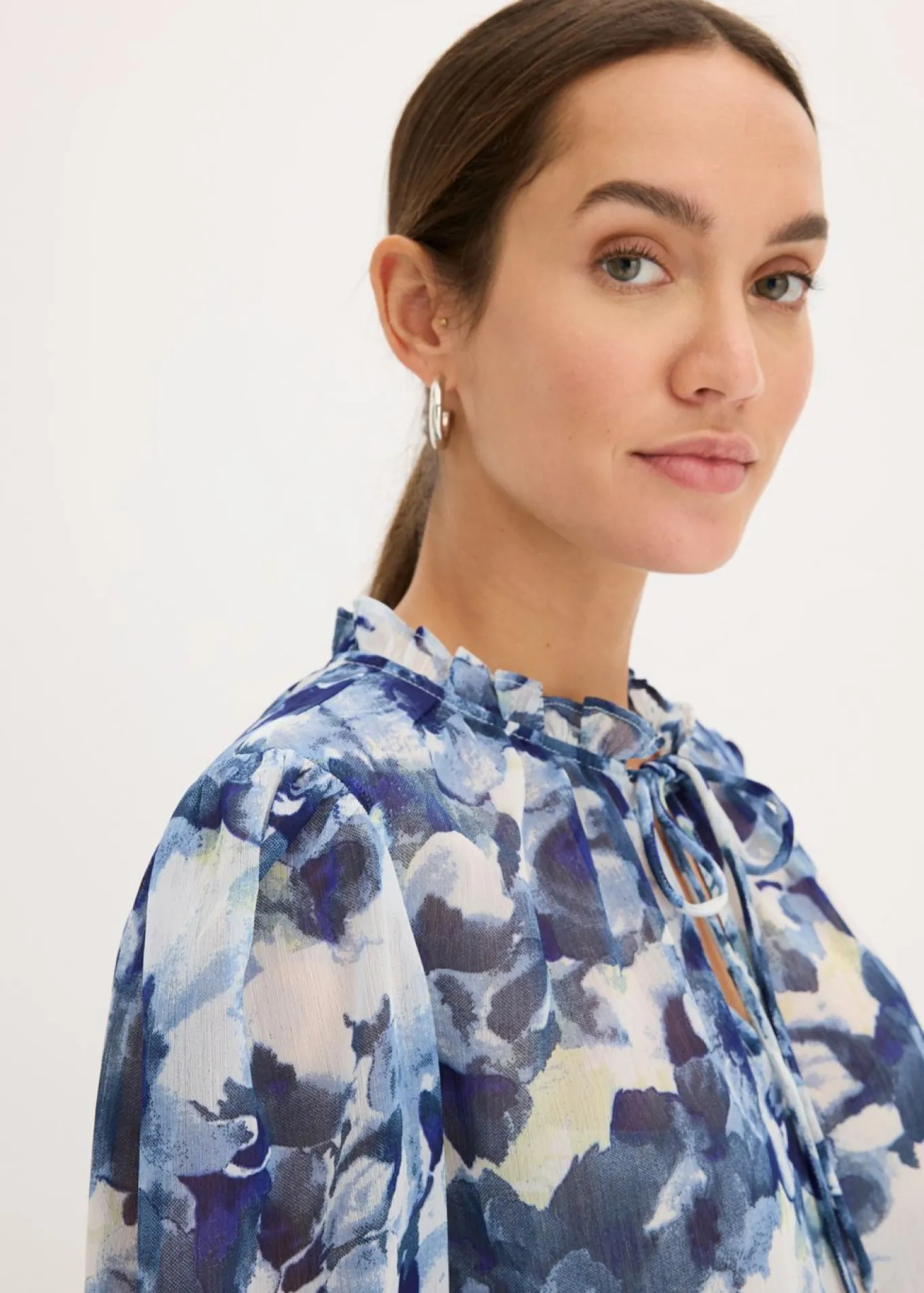 Blusa de gasa estampada