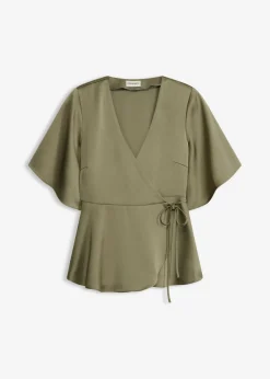 Blusa de manga corta con escote pronunciado