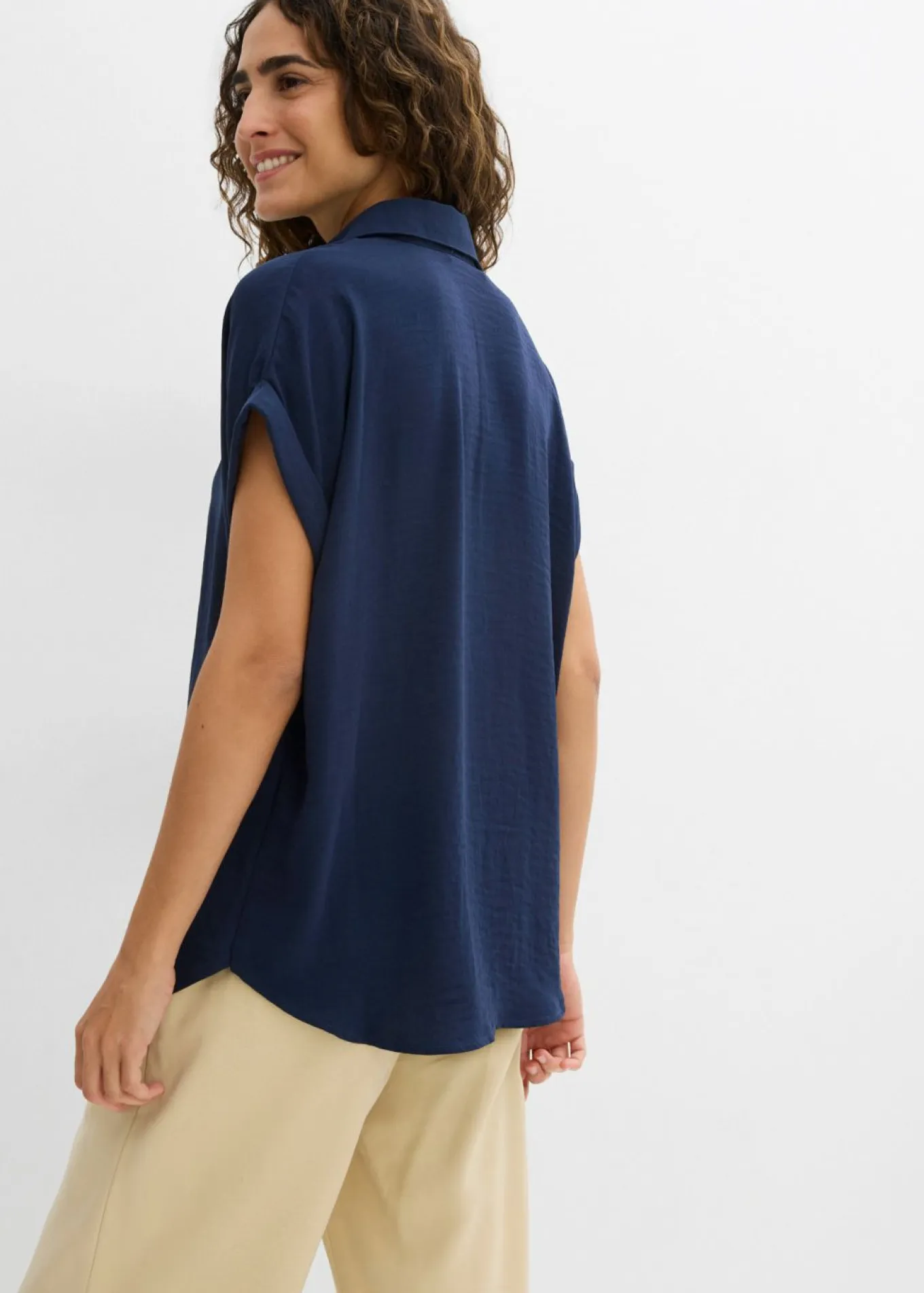 Blusa de manga corta con poliéster reciclado