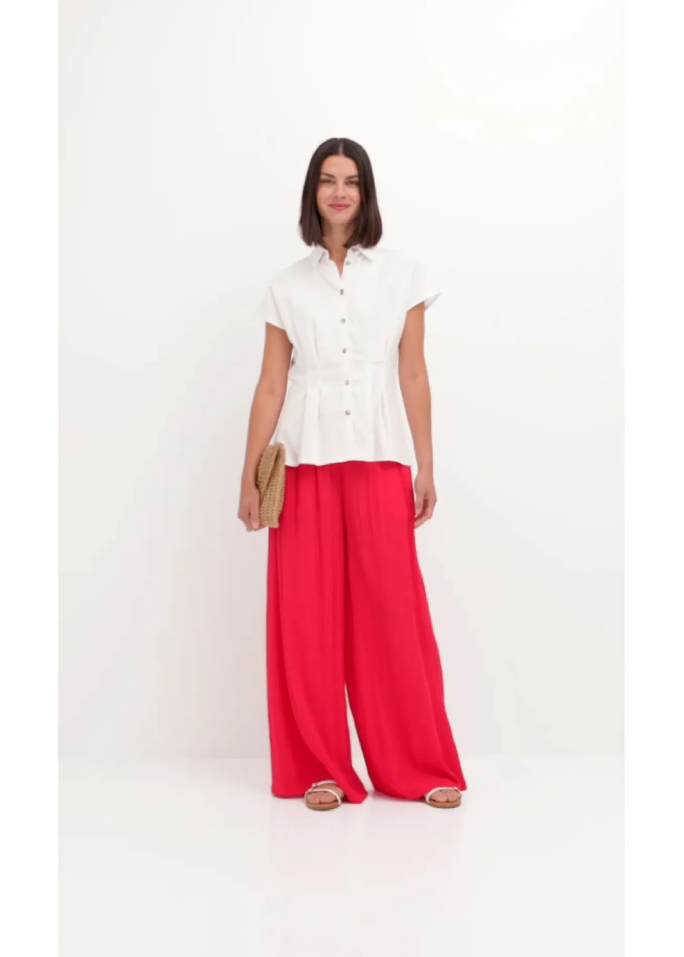 Blusa de manga corta de mezcla de lino vaporoso
