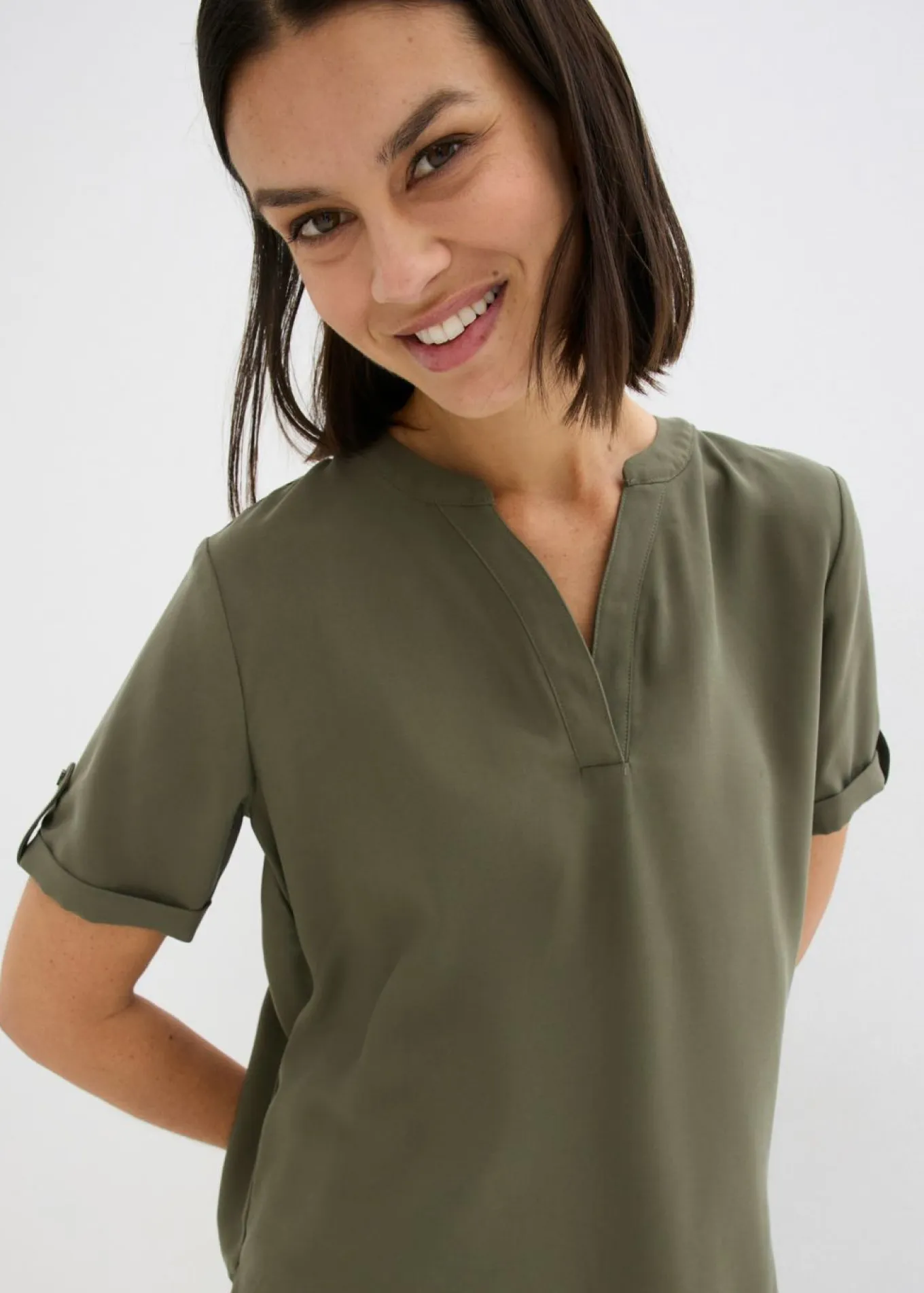 Blusa de manga corta de mezcla de viscosa firme