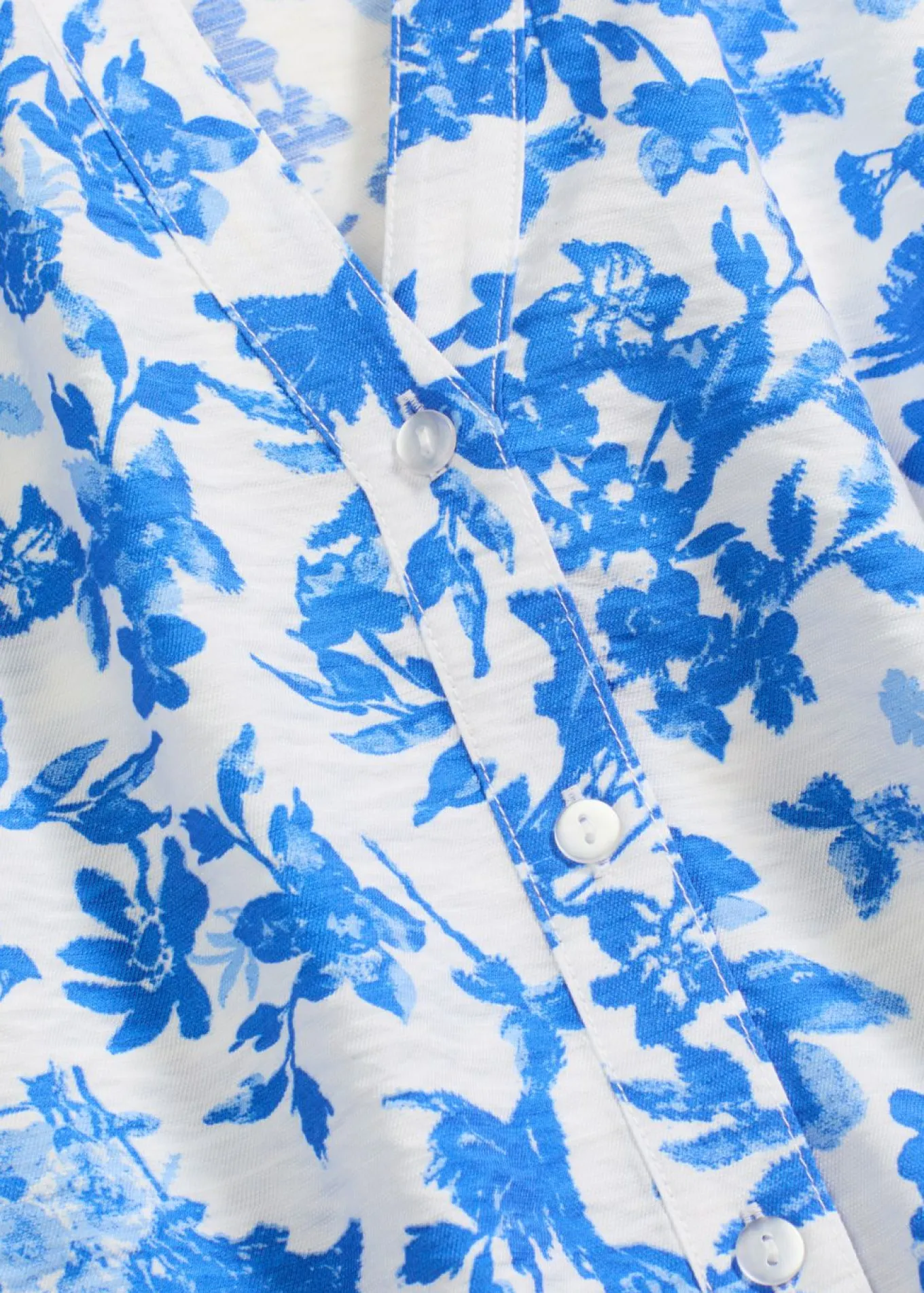 Blusa de manga corta de suave mezcla de viscosa