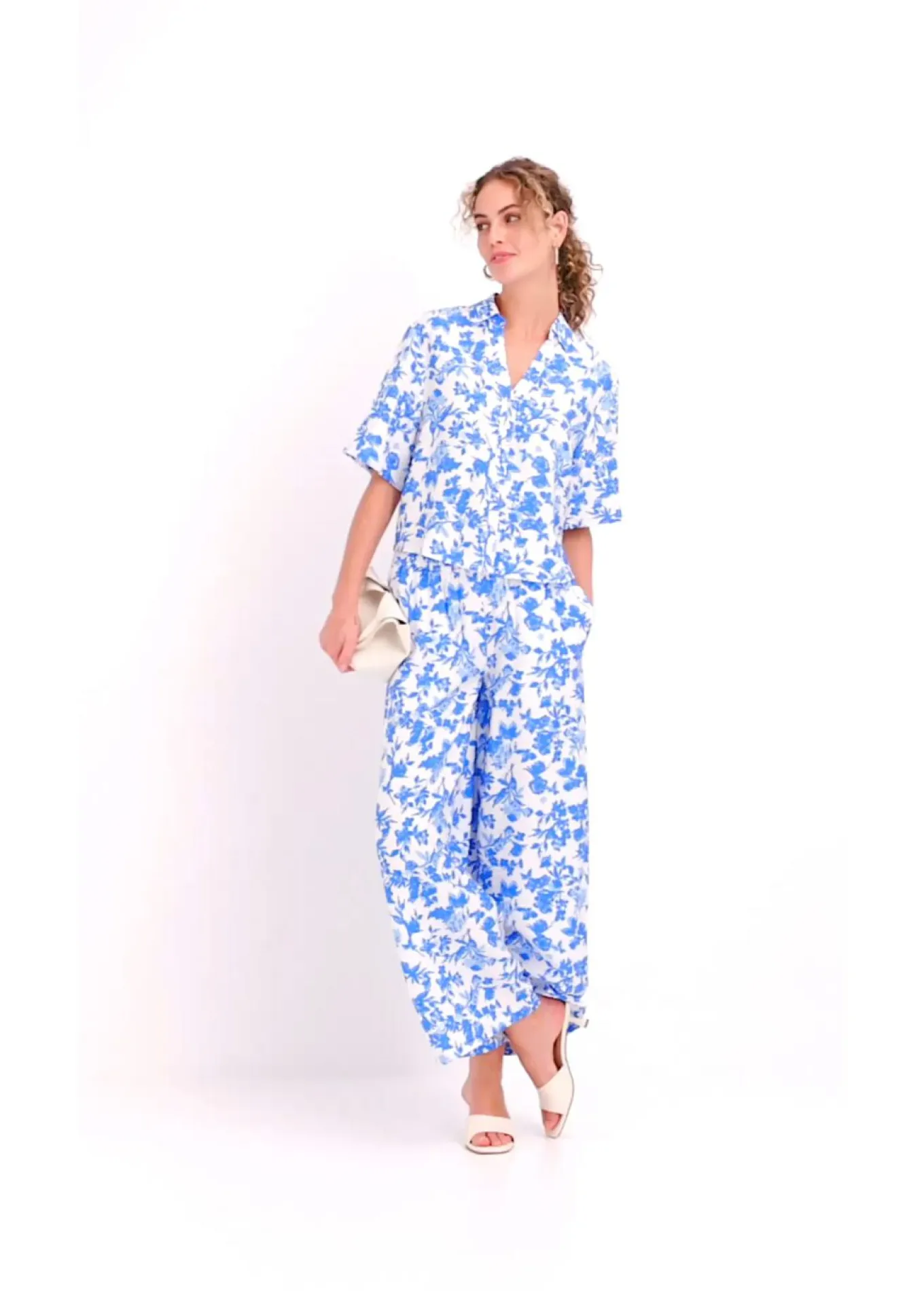 Blusa de manga corta de suave mezcla de viscosa