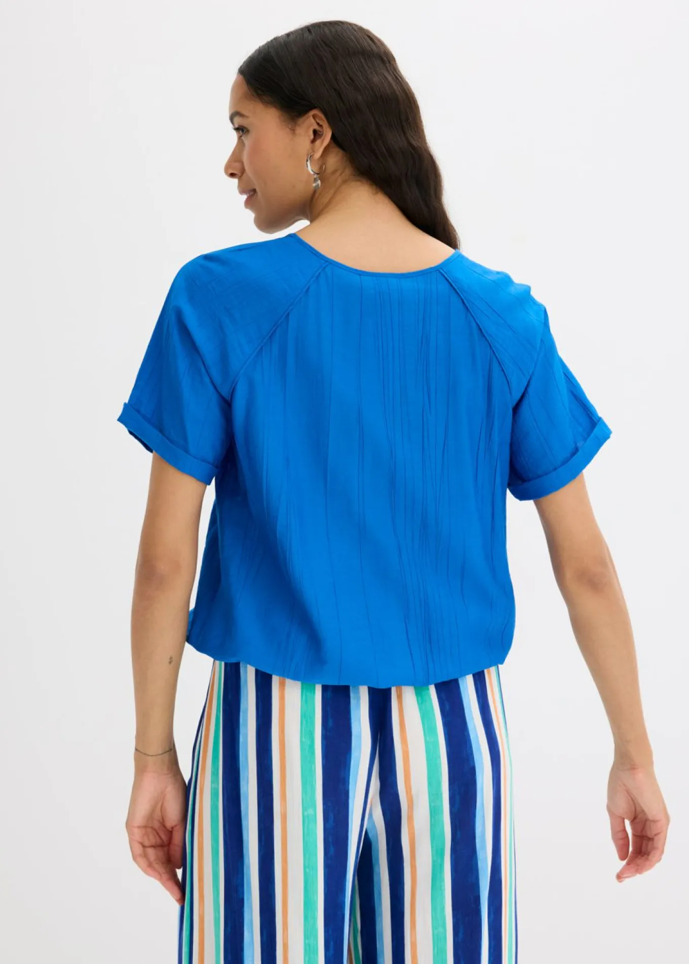 Blusa de manga corta de suave mezcla de viscosa