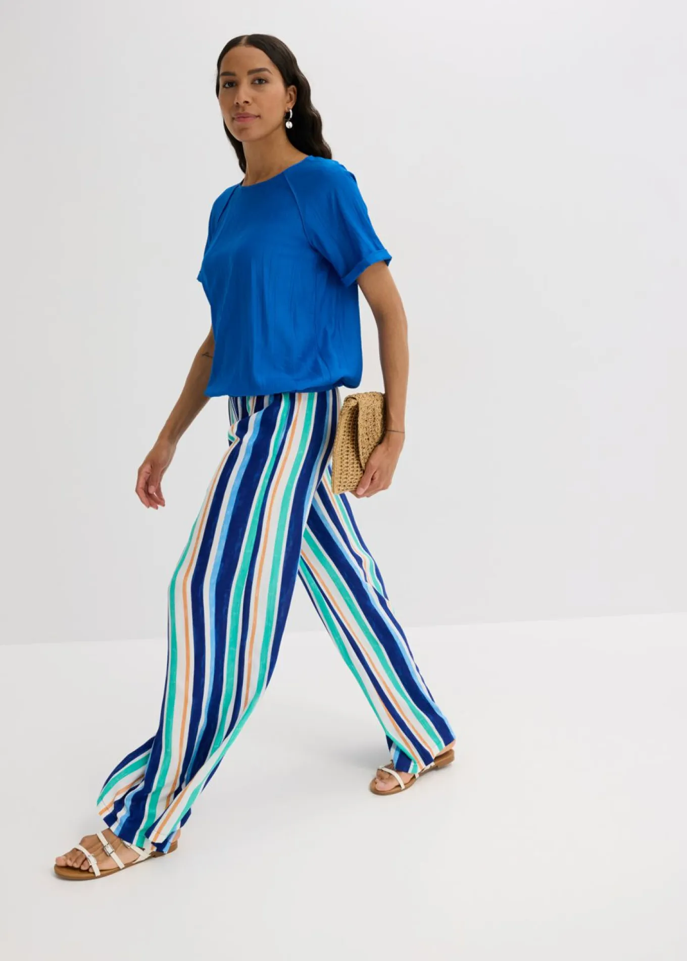 Blusa de manga corta de suave mezcla de viscosa
