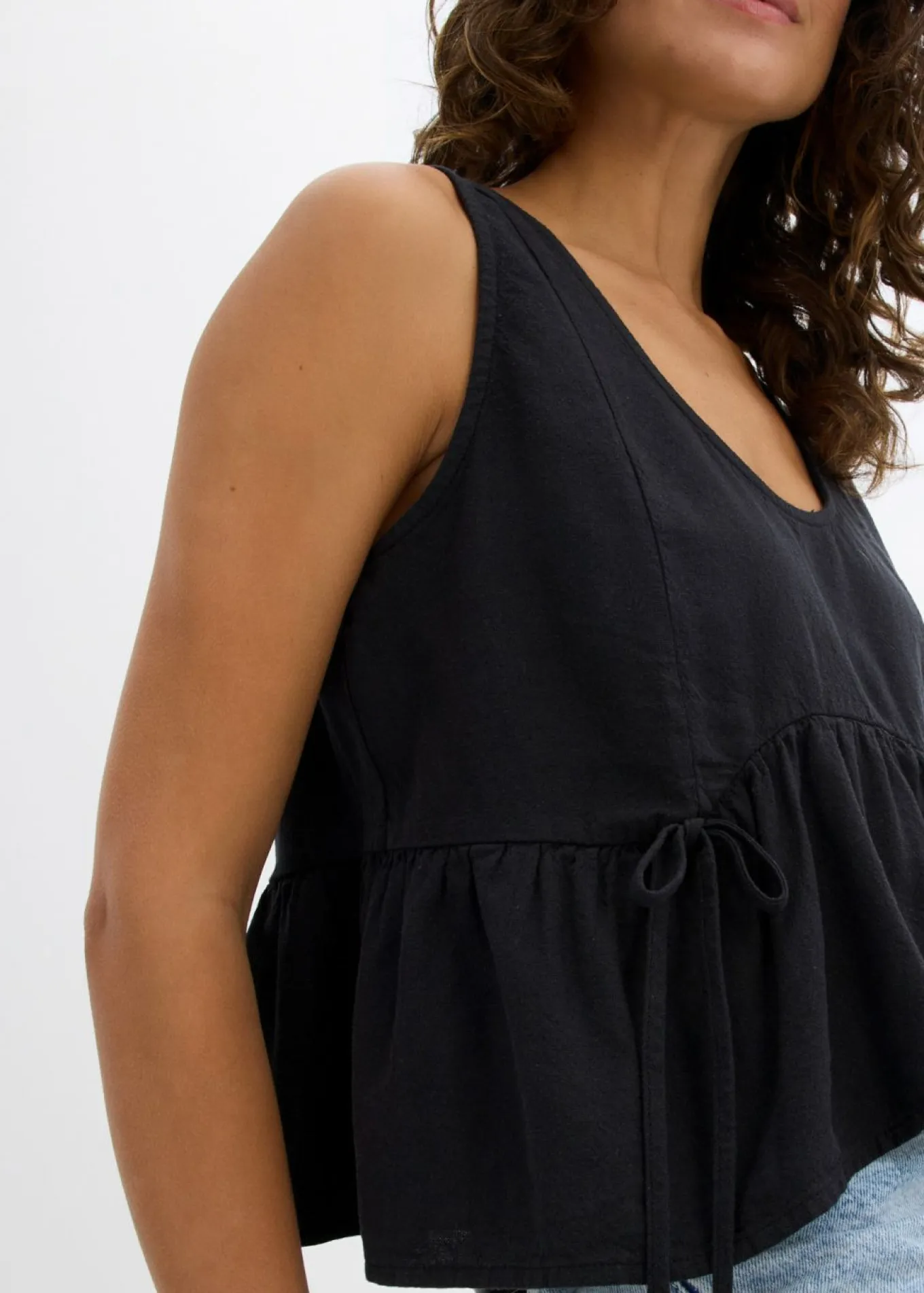 Blusa de mezcla de lino vaporoso