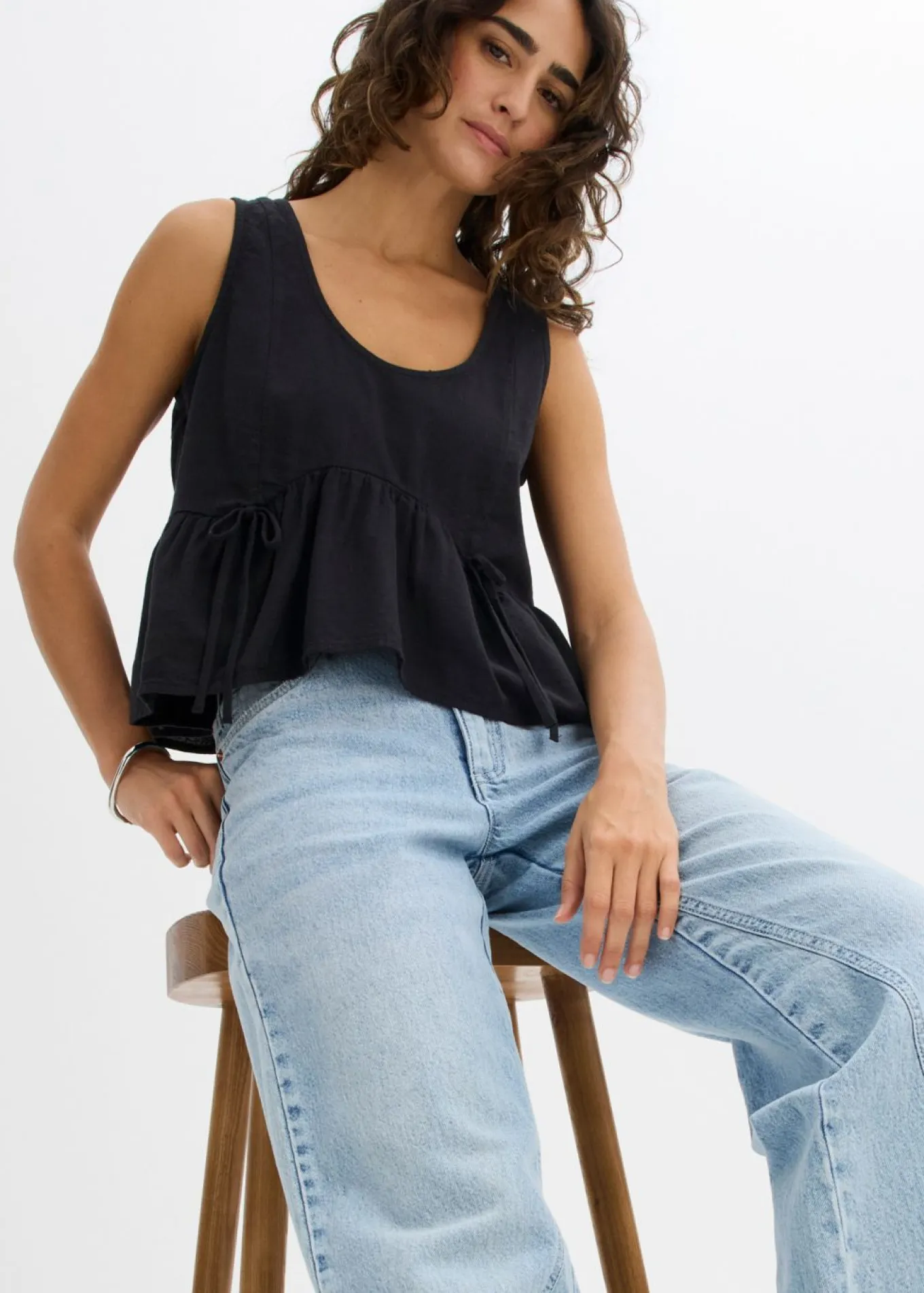 Blusa de mezcla de lino vaporoso