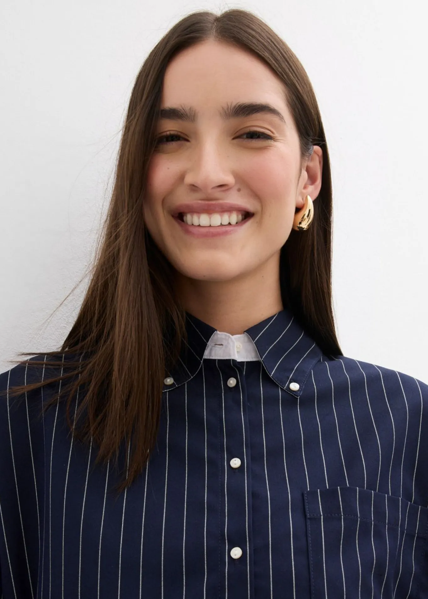 Blusa de mezcla de viscosa con raya diplomática