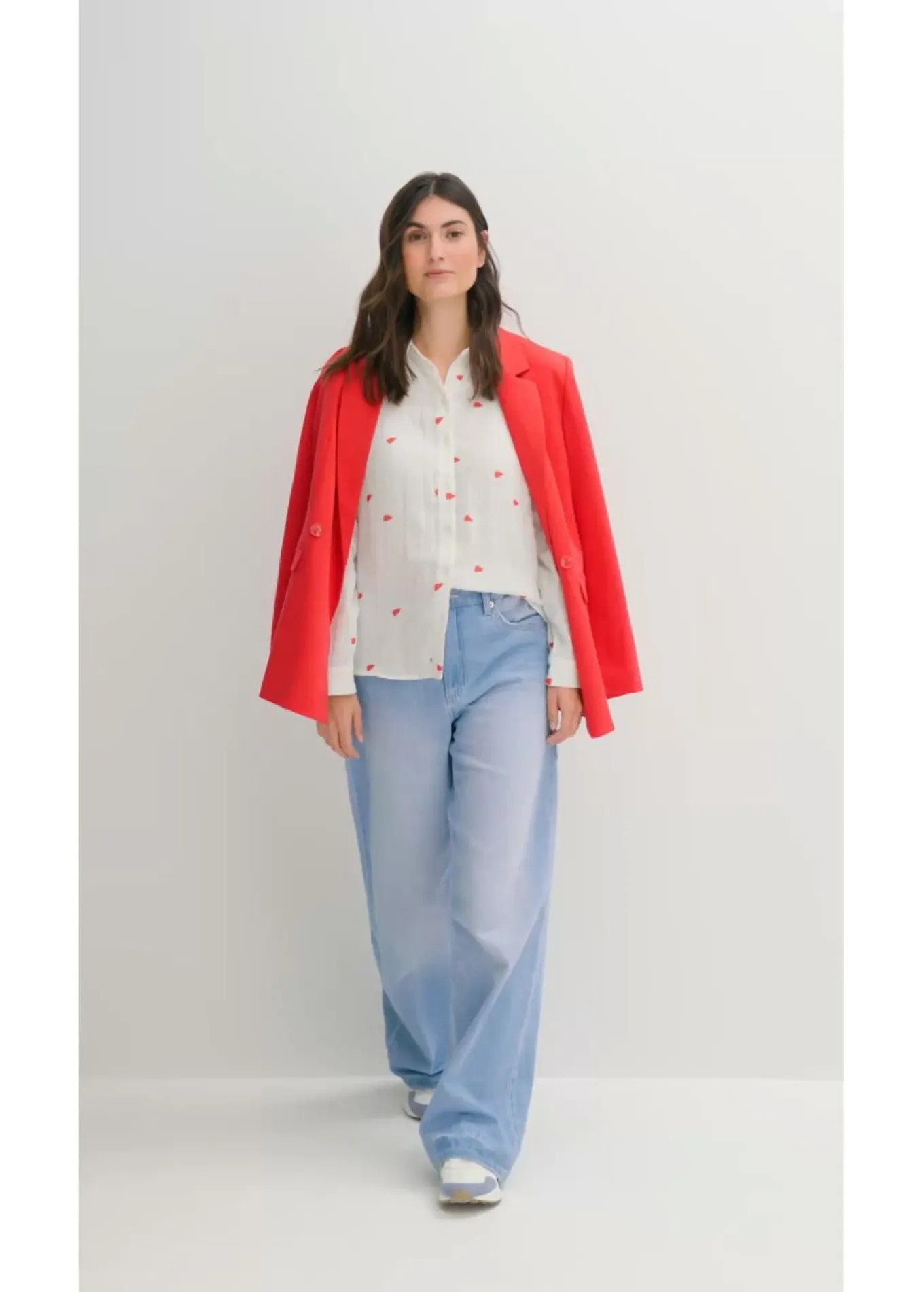 Blusa de muselina con corazones