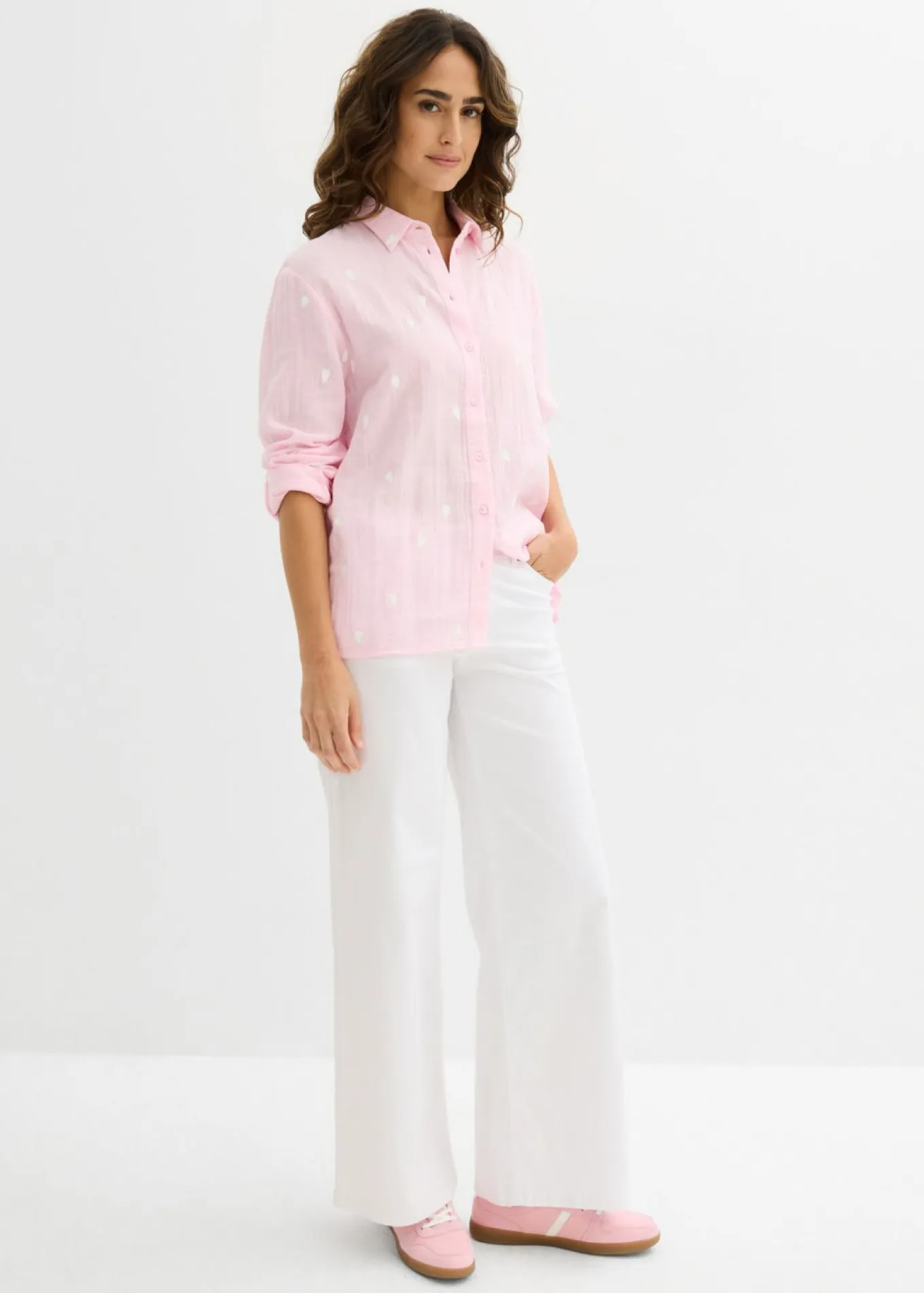 Blusa de muselina con corazones