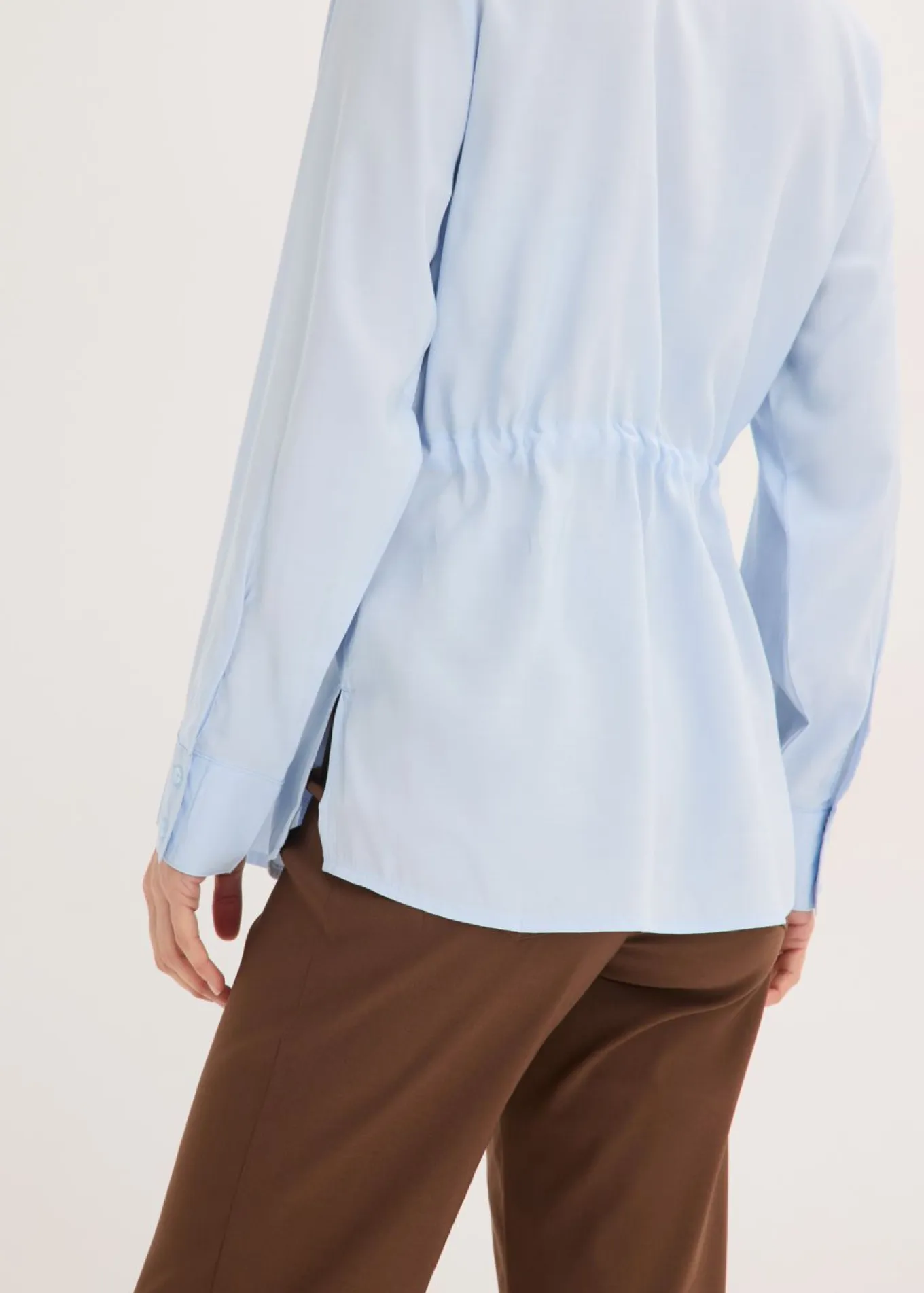 Blusa de popelín con pliegues