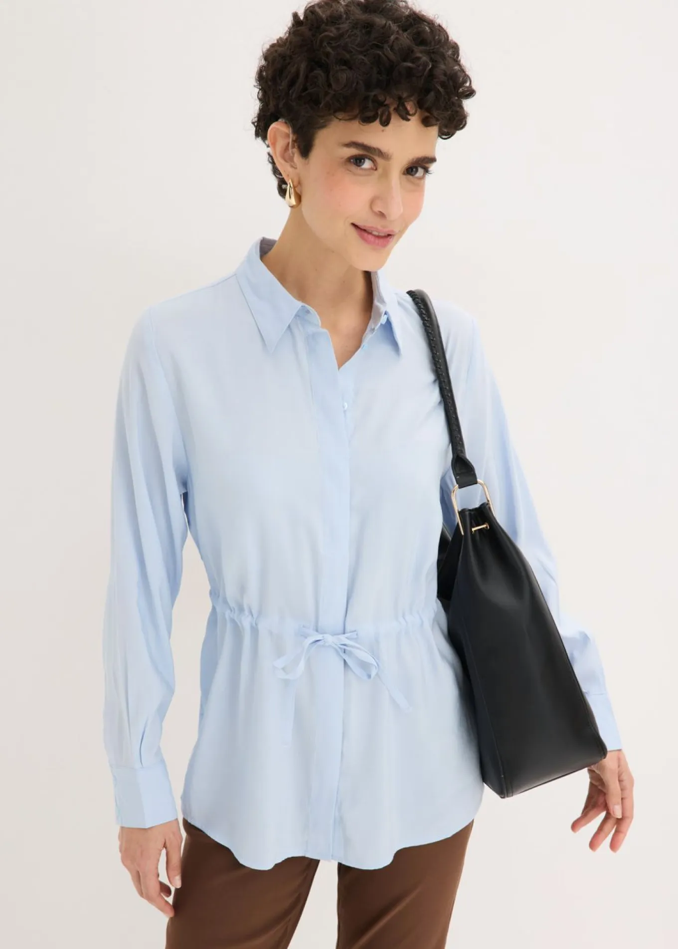 Blusa de popelín con pliegues