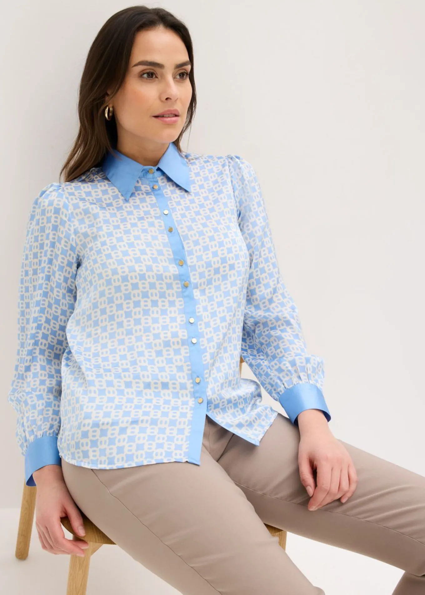 Blusa de satén