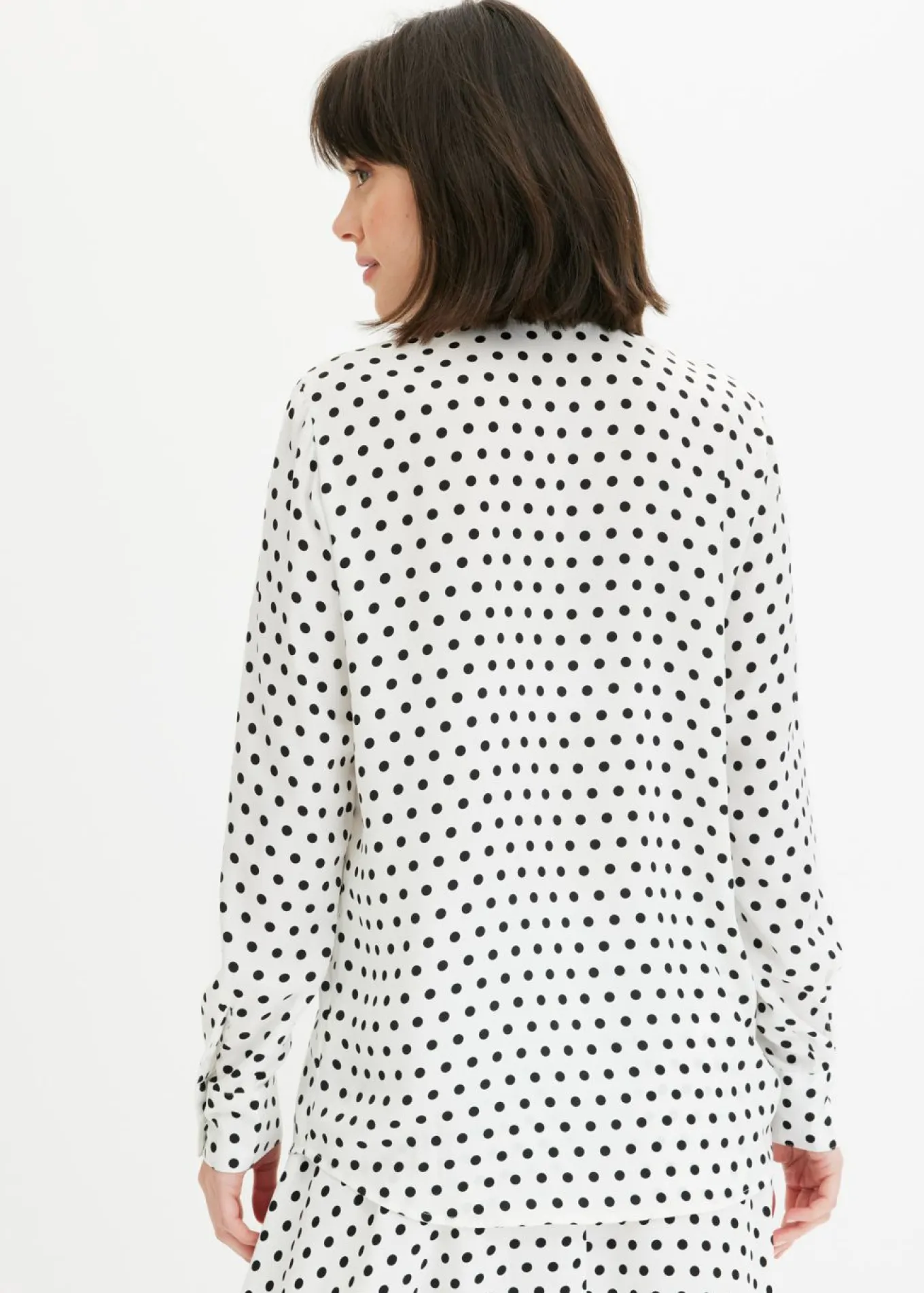 Blusa de satén fino