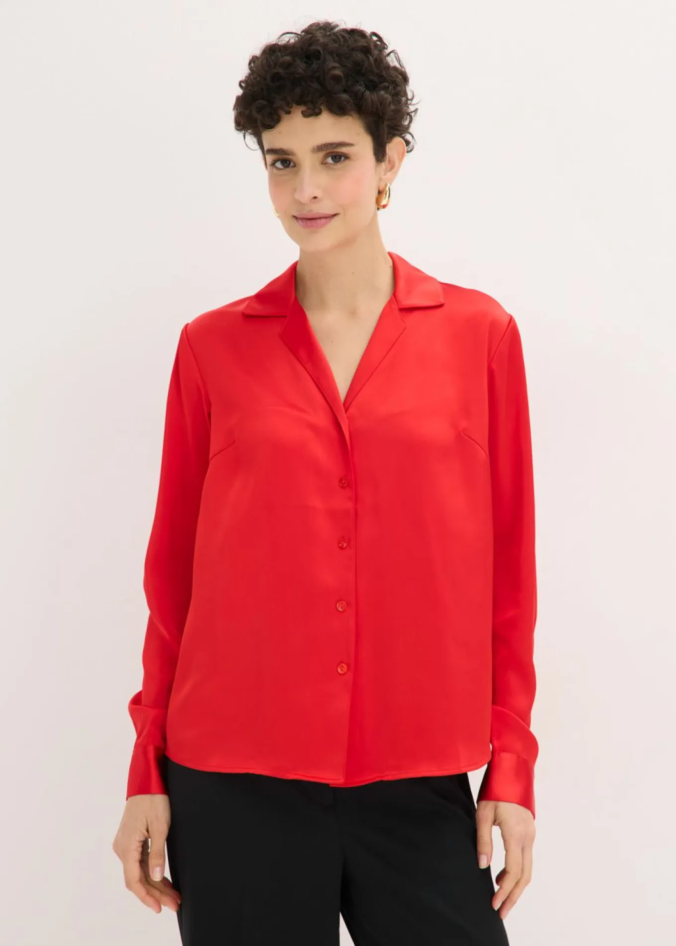 Blusa de satén fino