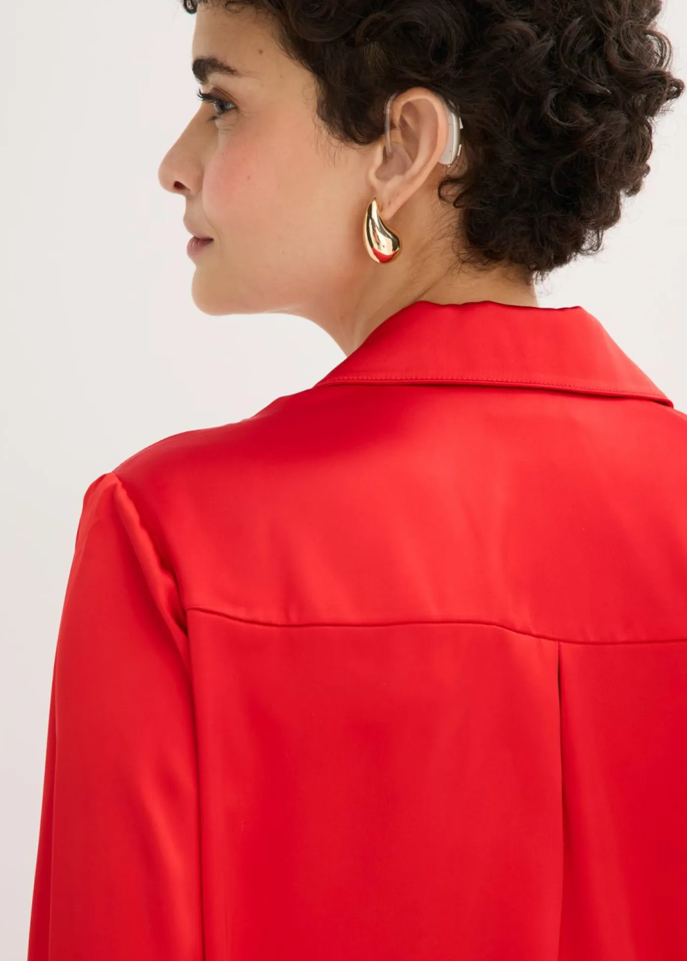 Blusa de satén fino