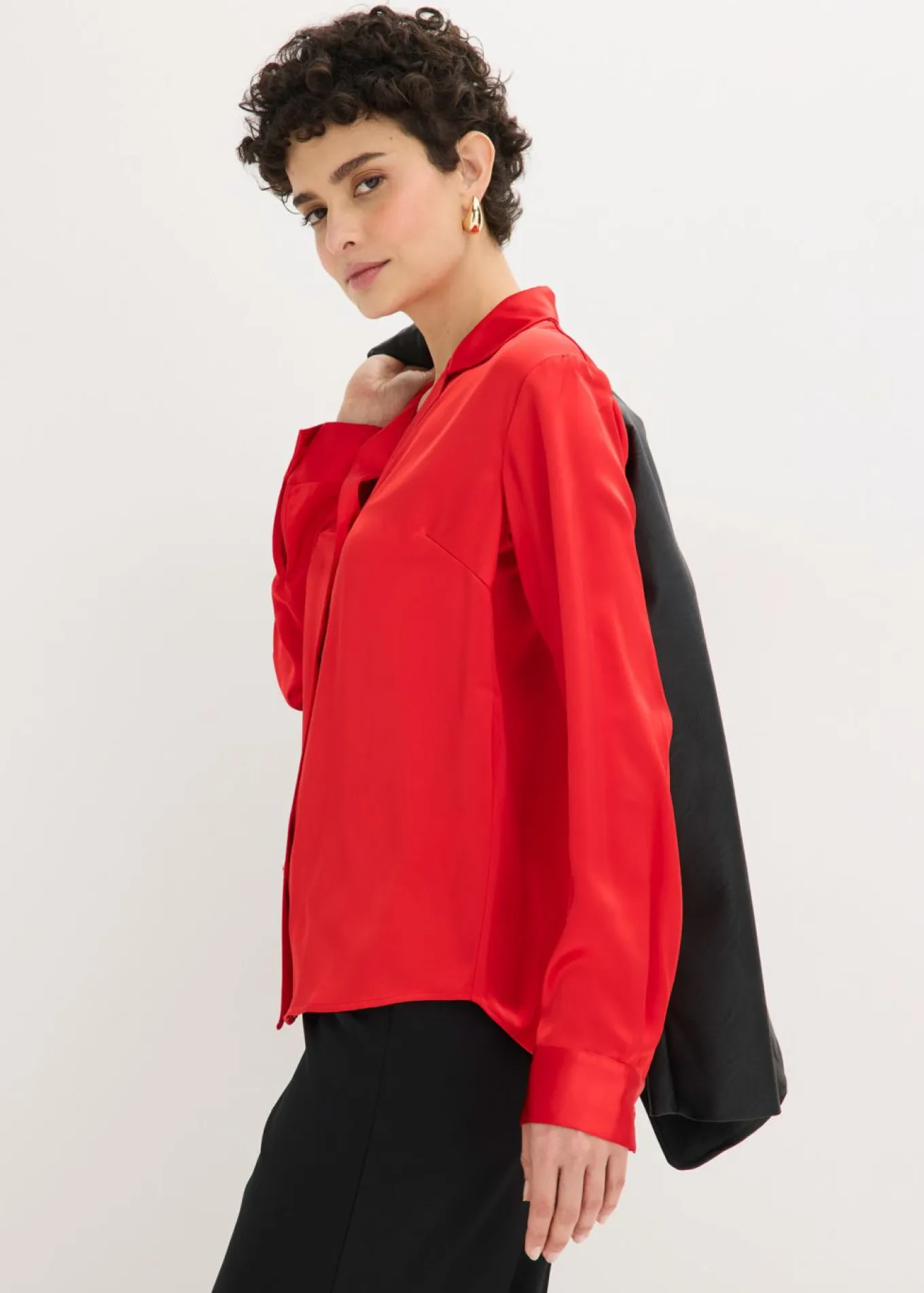 Blusa de satén fino