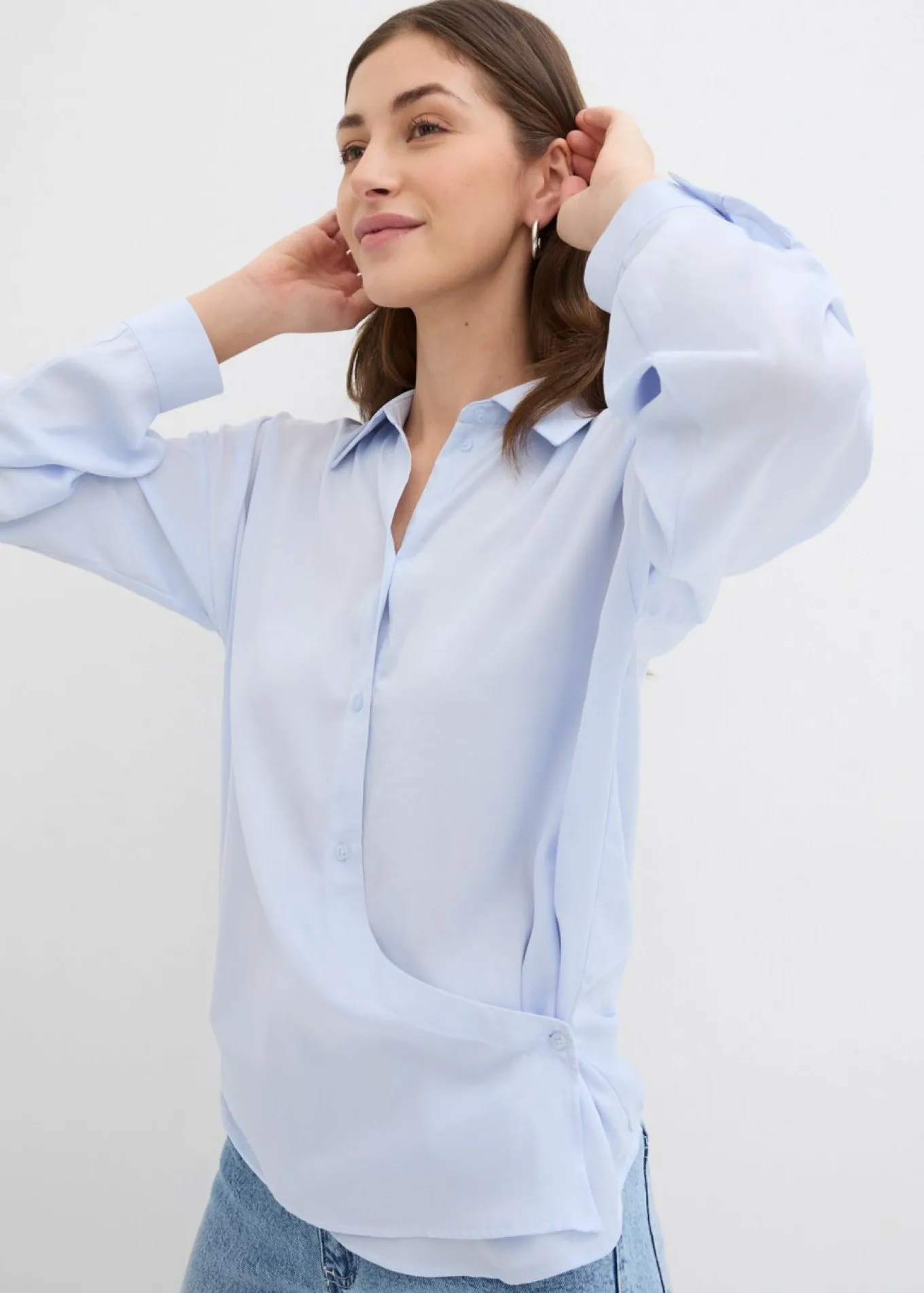 Blusa de satén fluido