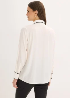 Blusa de satén fluido