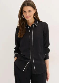 Blusa de satén fluido