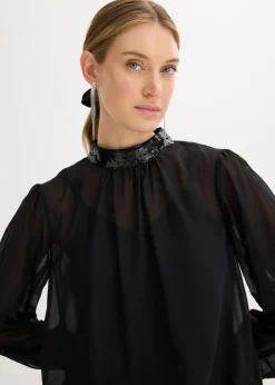 Blusa de tul fino con lentejuelas
