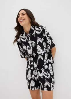 Blusa de viscosa con estampado étnico
