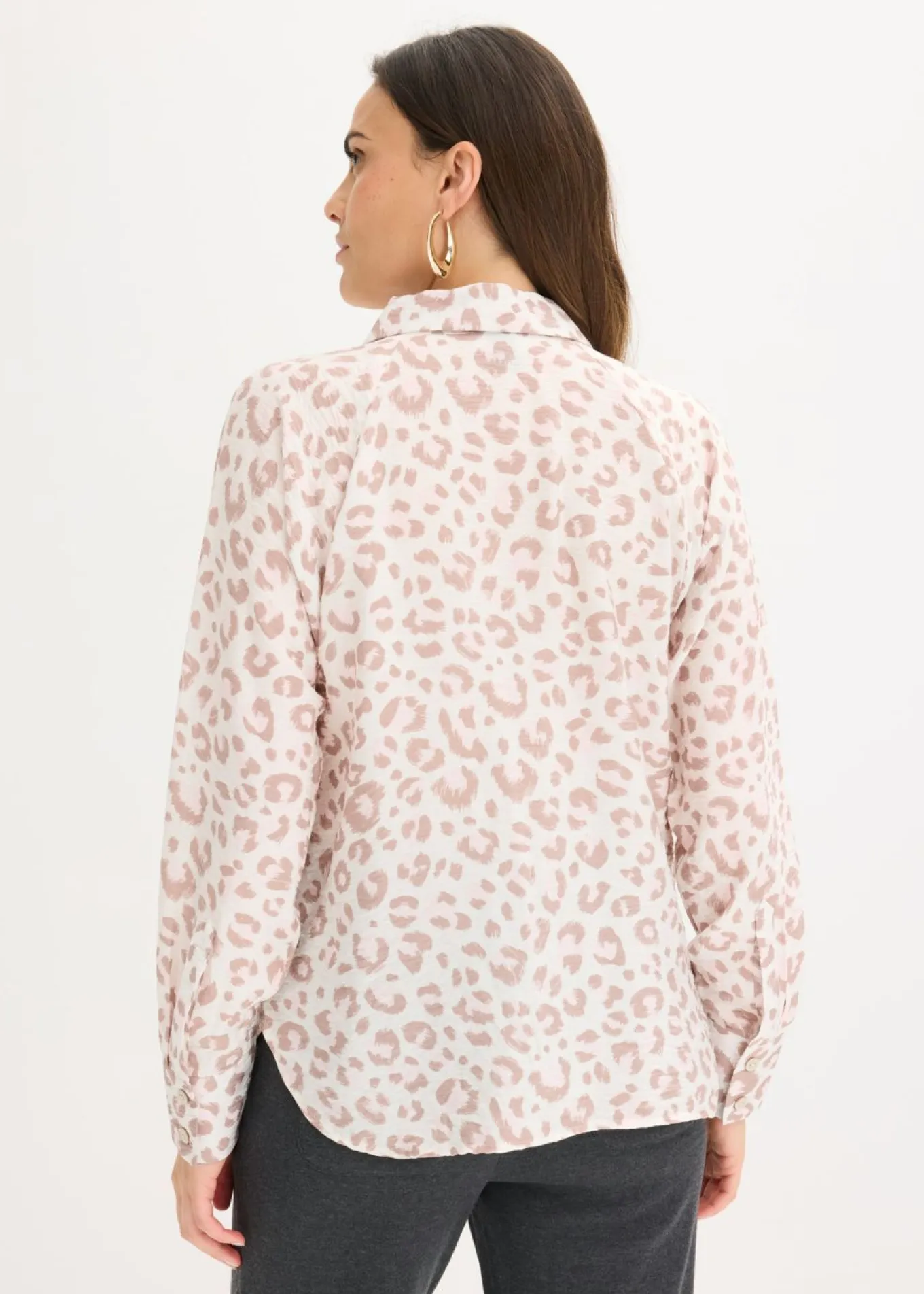 Blusa de viscosa con mangas tipo murciélago