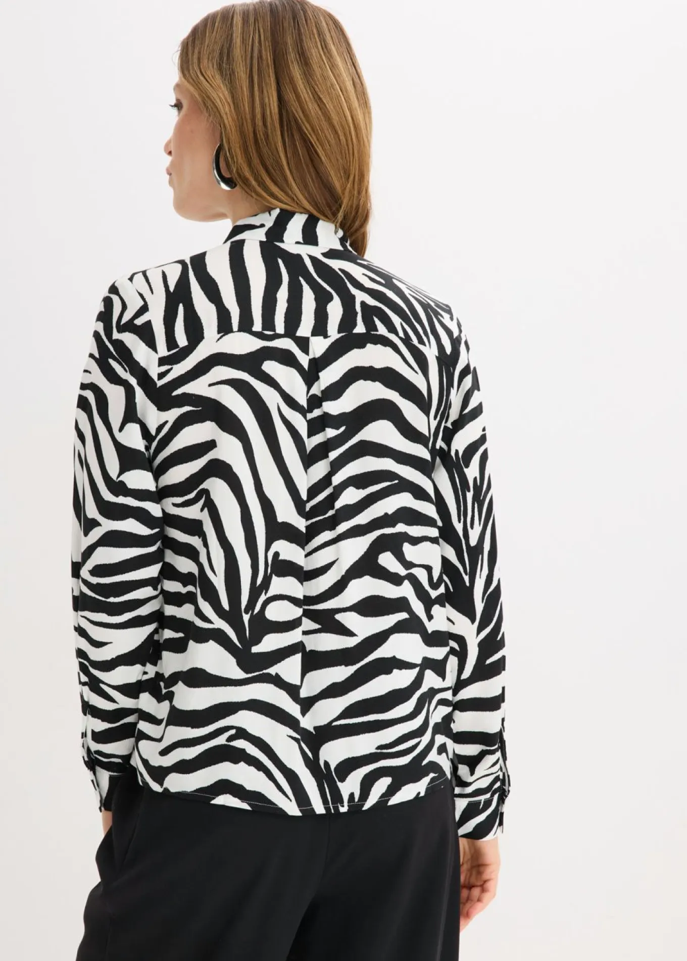 Blusa de viscosa fluida