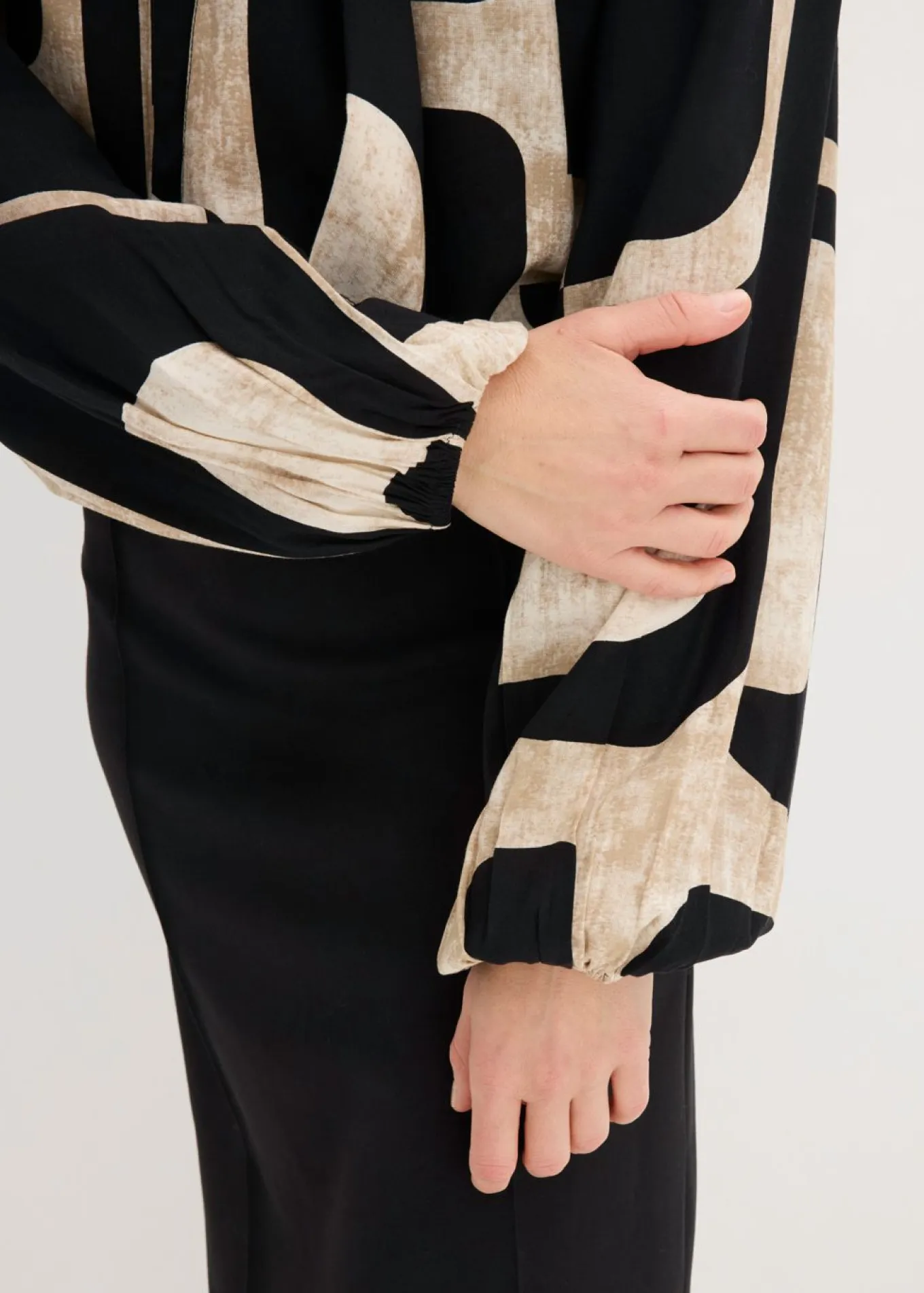 Blusa de viscosa fluida