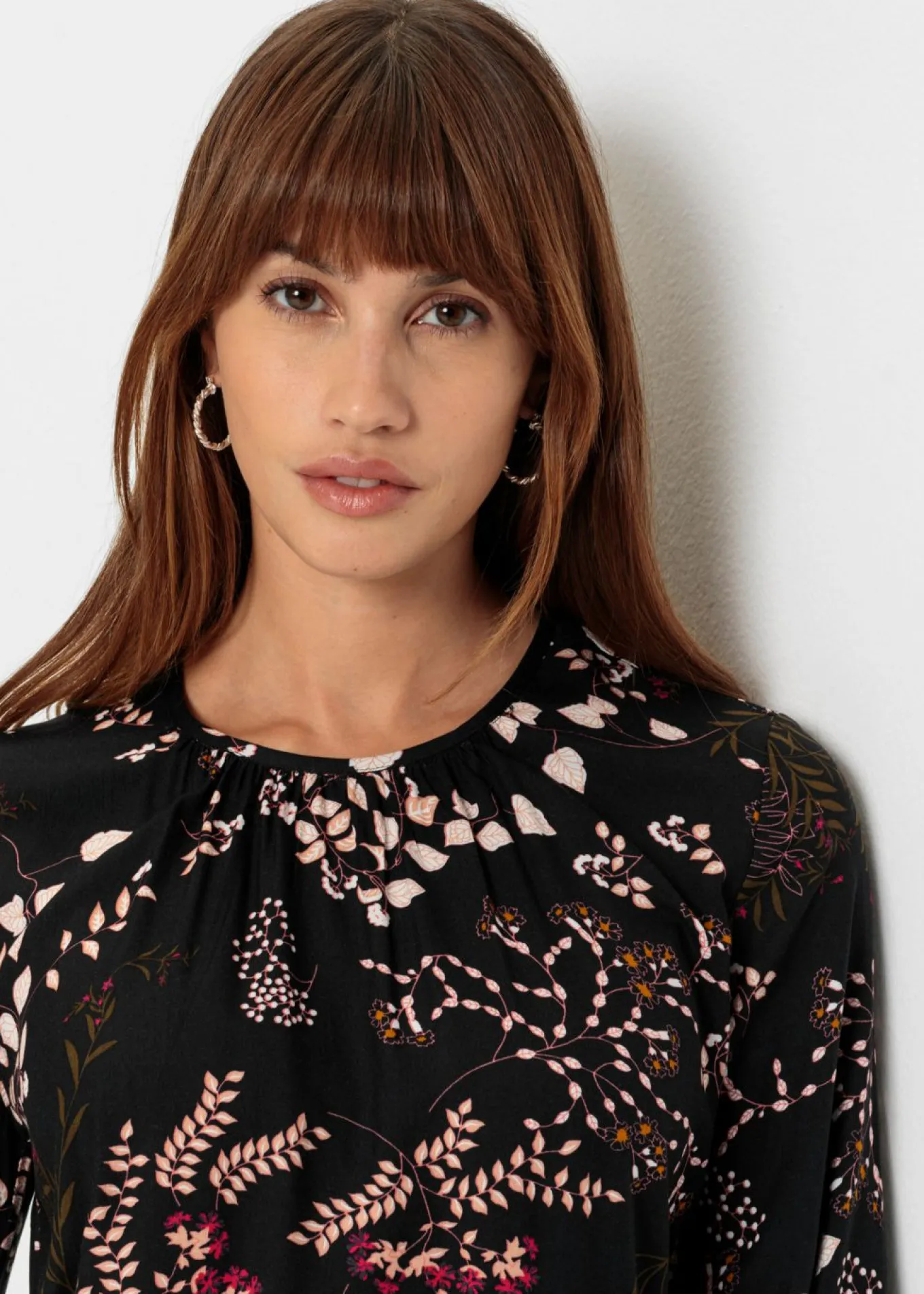 Blusa de viscosa sostenible