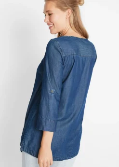 Blusa larga con corte en A