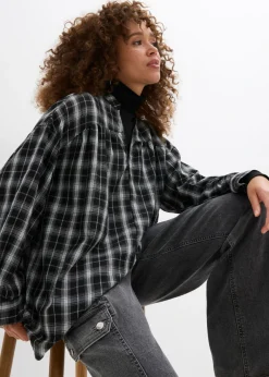 Blusa larga con corte holgado