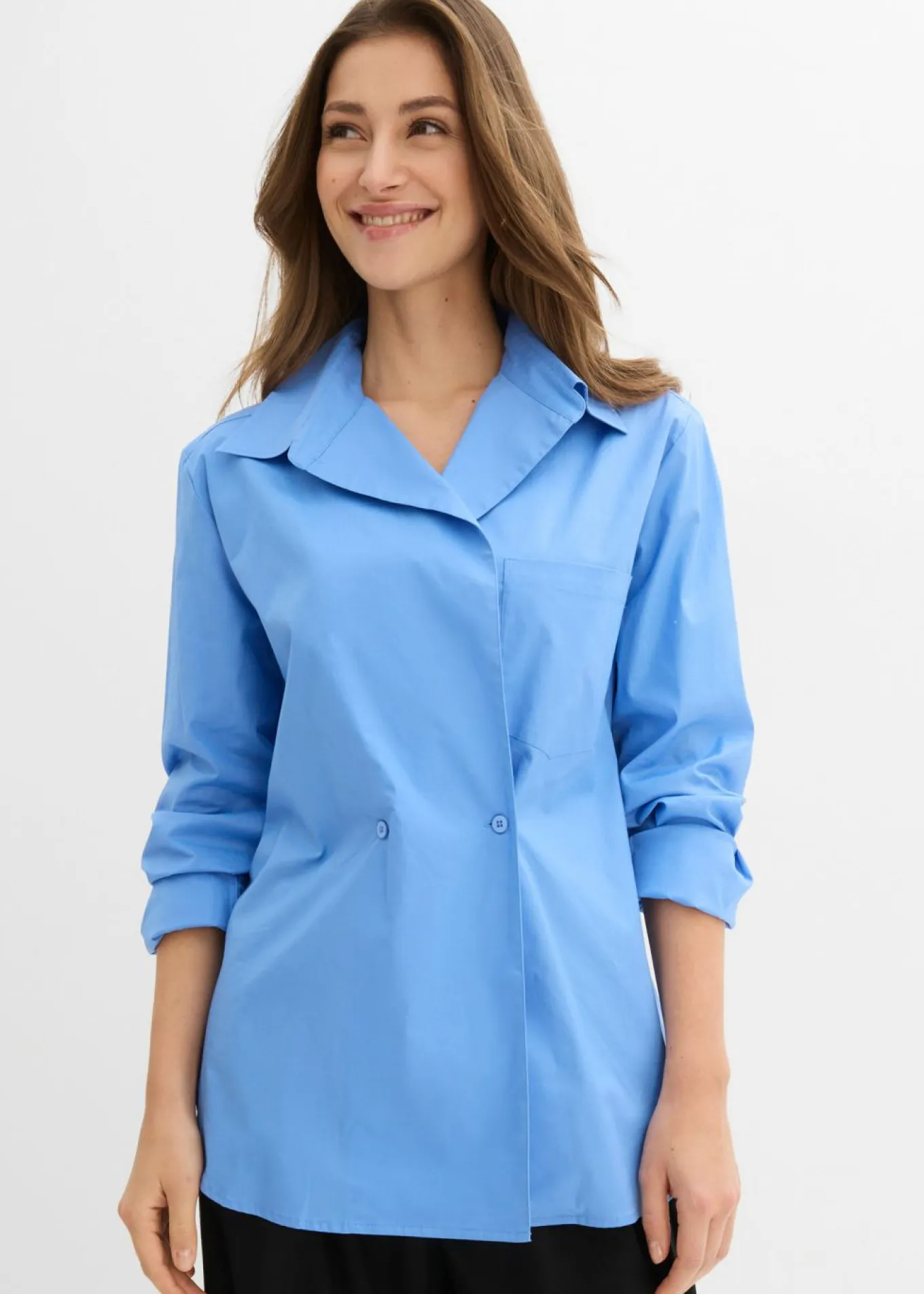 Blusa larga con escote en V