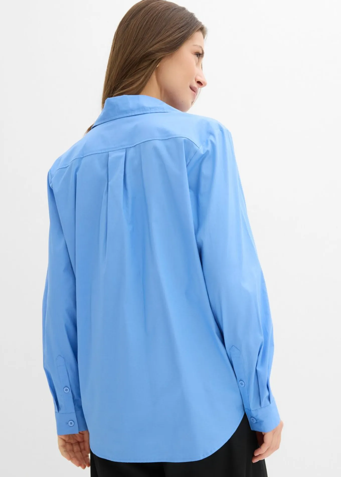 Blusa larga con escote en V